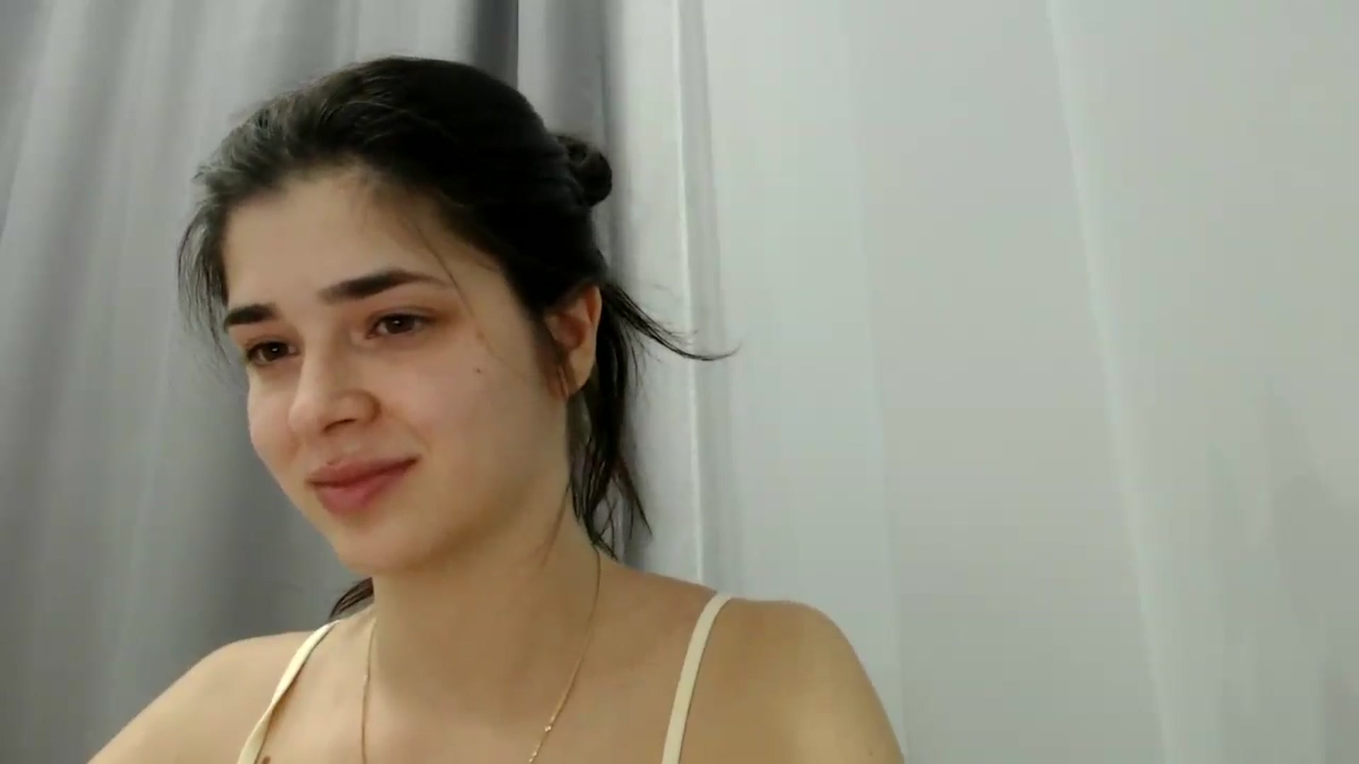 Gallery image thumbnail from ImYourLucky's myfreecams stream on, 03/31/2025, 20:19 image 6 of 20
