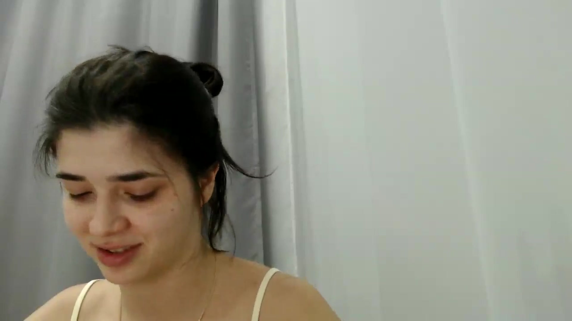 Gallery image thumbnail from ImYourLucky's myfreecams stream on, 03/31/2025, 20:19 image 15 of 20