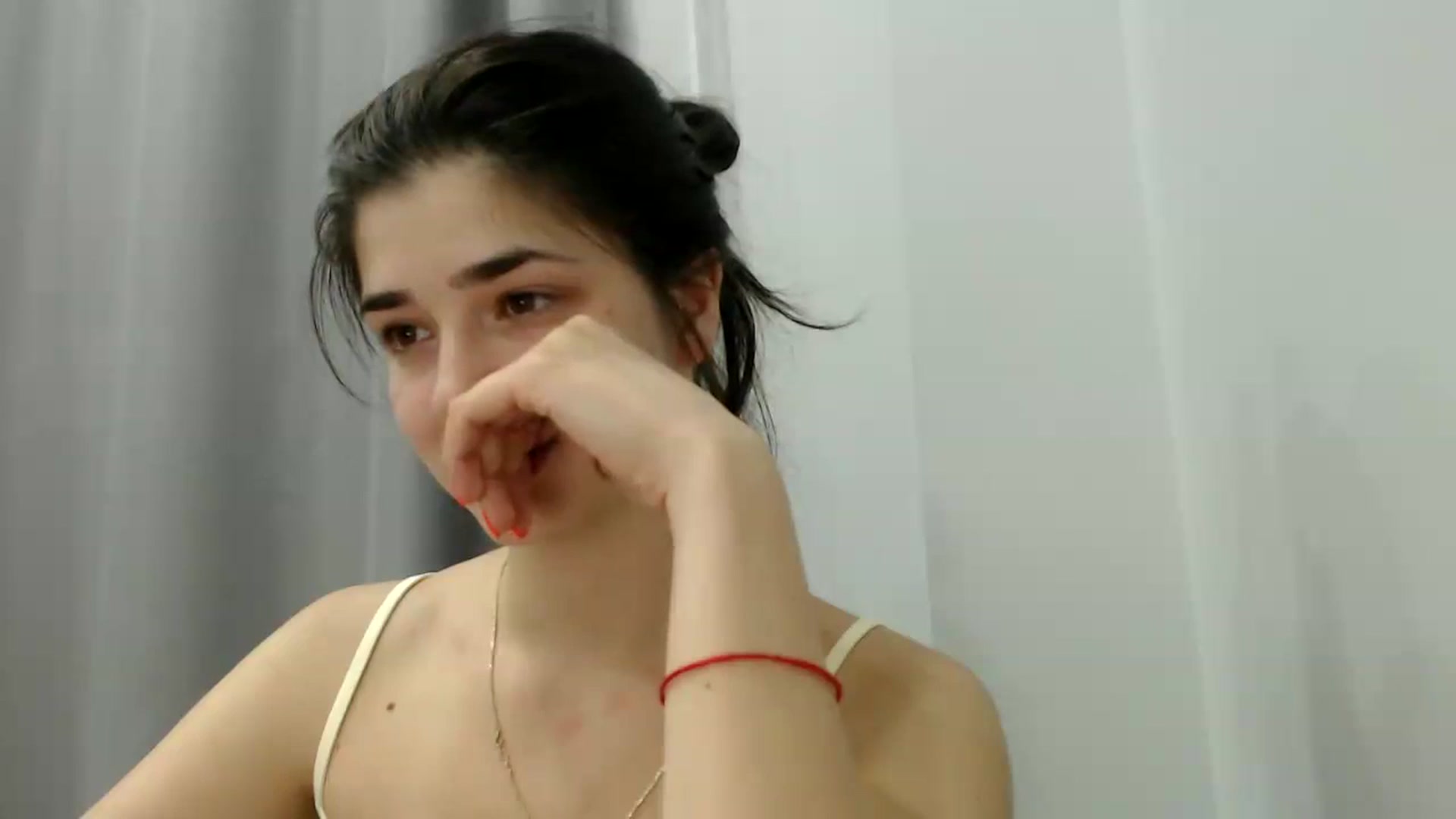 Gallery image thumbnail from ImYourLucky's myfreecams stream on, 03/31/2025, 21:01 image 18 of 20