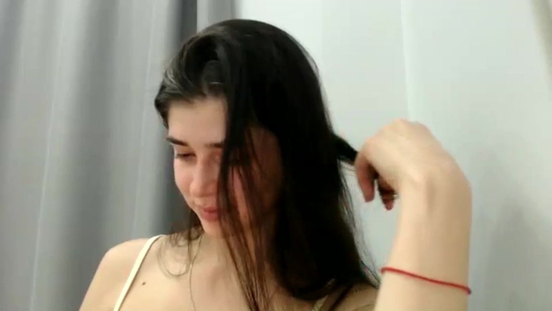 Gallery image thumbnail from ImYourLucky's myfreecams stream on, 04/05/2025, 20:18 image 15 of 20