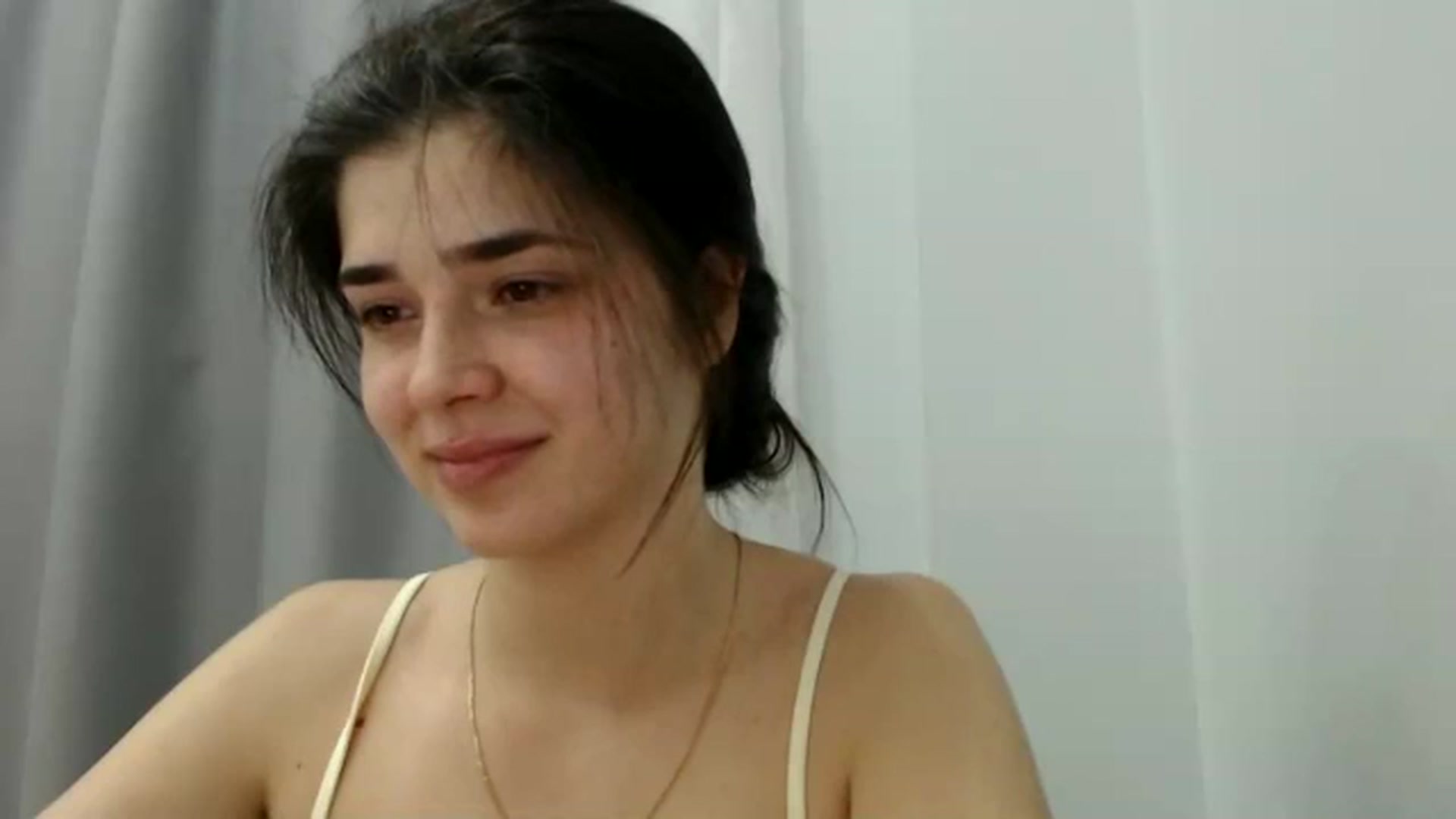 Gallery image thumbnail from ImYourLucky's myfreecams stream on, 04/07/2025, 21:56 image 4 of 20