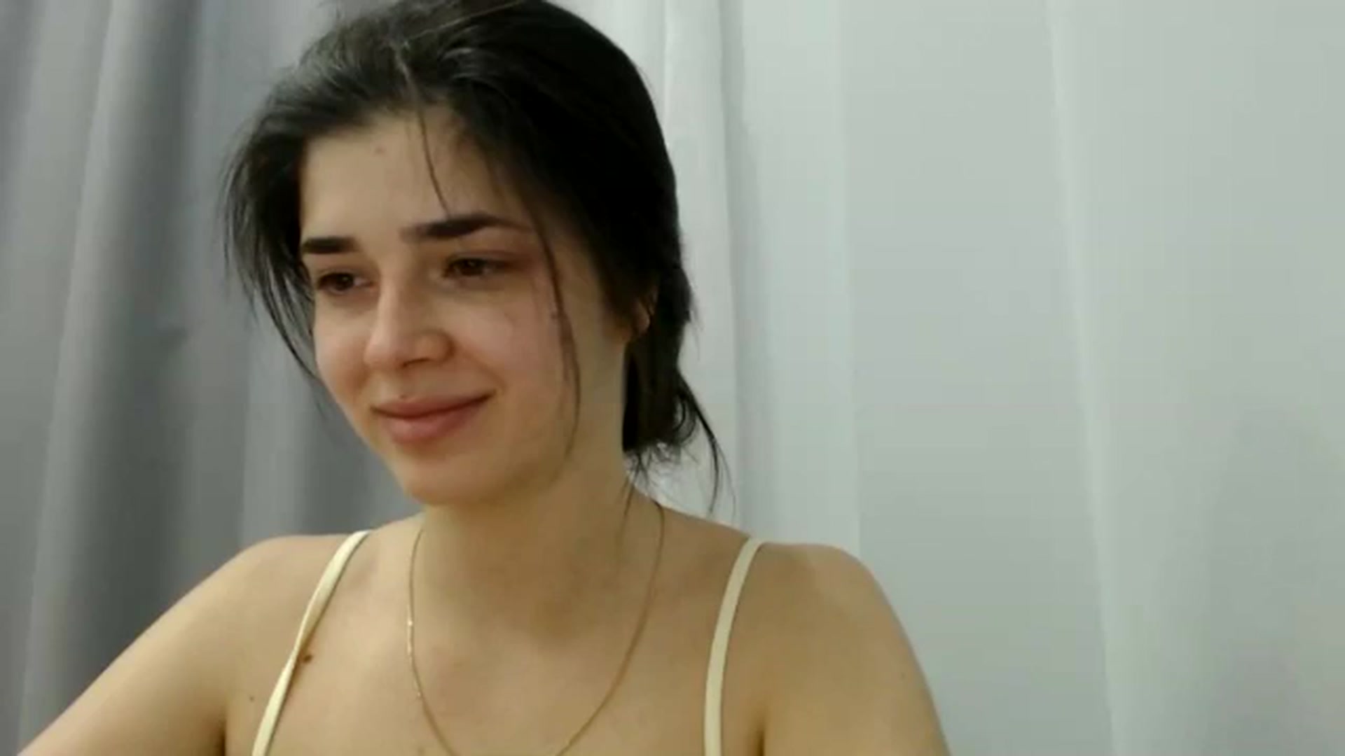 Gallery image thumbnail from ImYourLucky's myfreecams stream on, 04/07/2025, 21:56 image 20 of 20