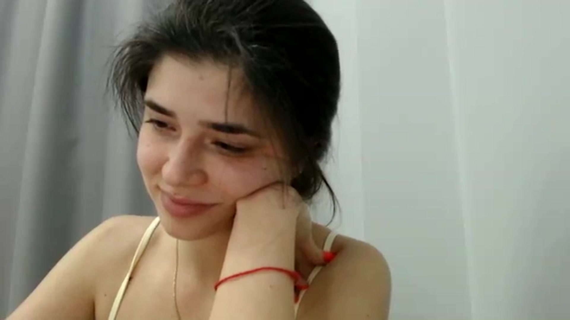 Gallery image thumbnail from ImYourLucky's myfreecams stream on, 04/07/2025, 21:56 image 2 of 20