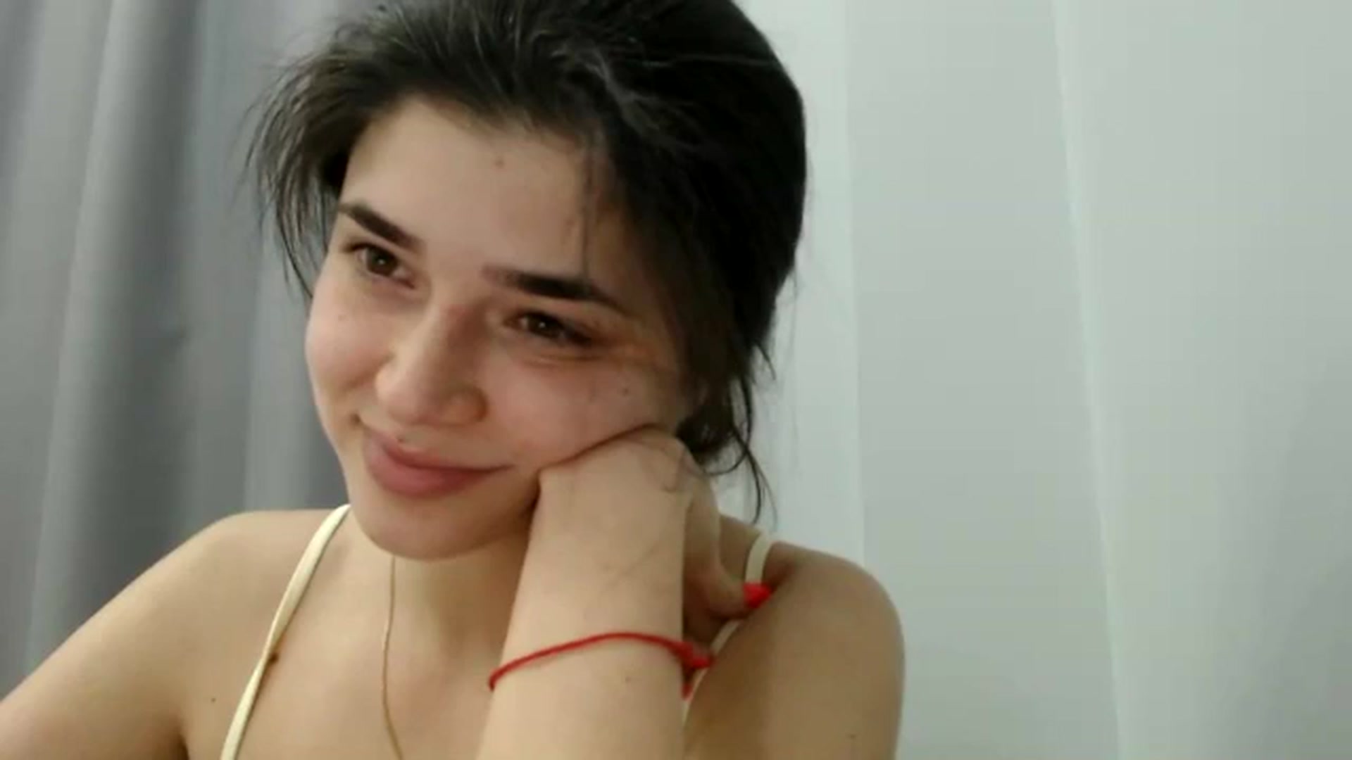 Gallery image thumbnail from ImYourLucky's myfreecams stream on, 04/07/2025, 21:56 image 1 of 20