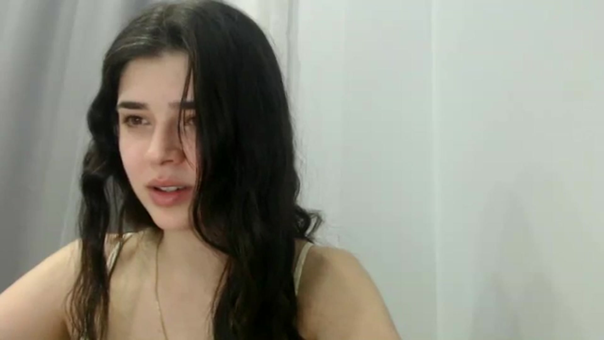 Gallery image thumbnail from ImYourLucky's myfreecams stream on, 04/10/2025, 17:59 image 18 of 20