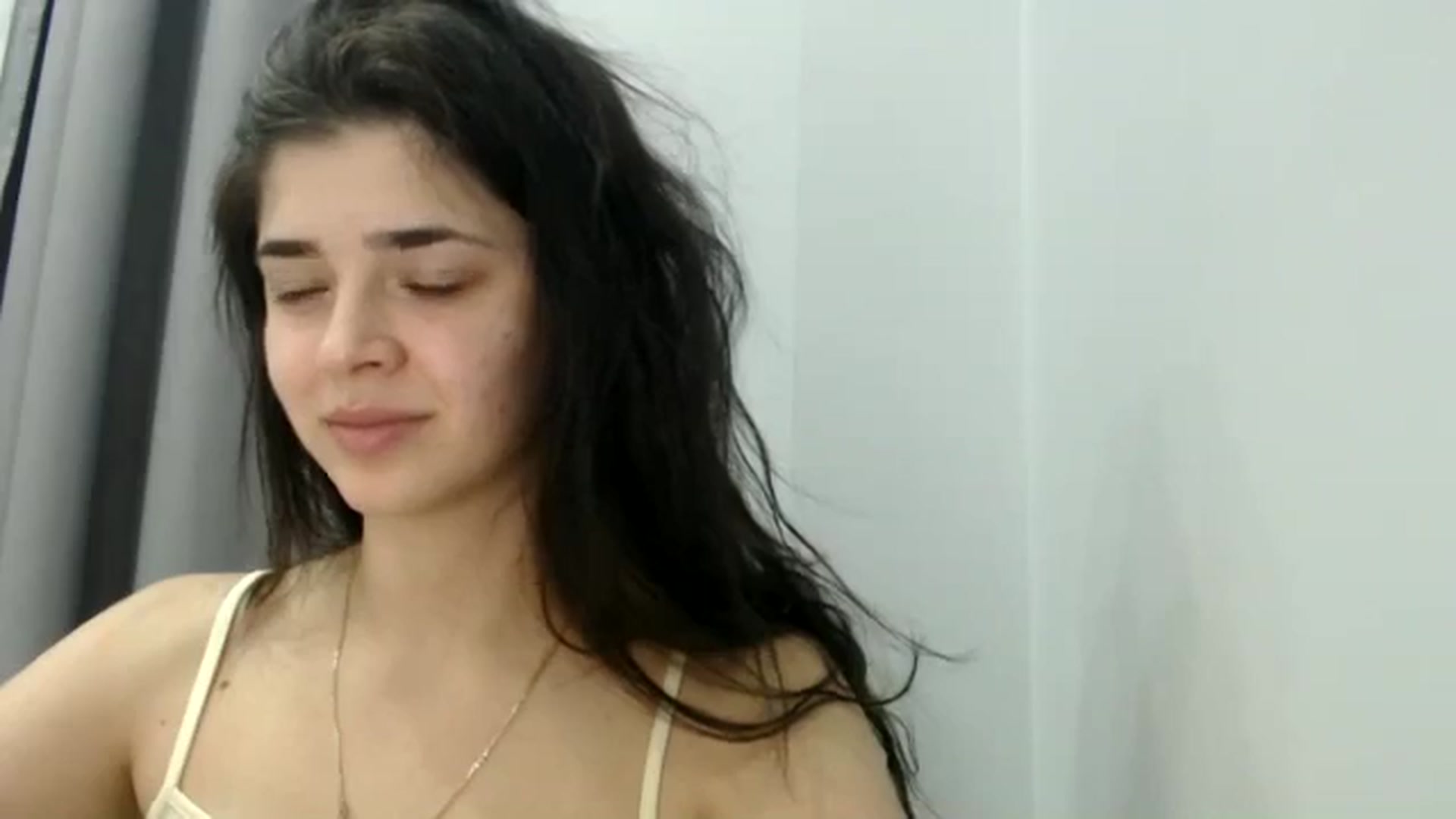 Gallery image thumbnail from ImYourLucky's myfreecams stream on, 04/11/2025, 21:26 image 17 of 20
