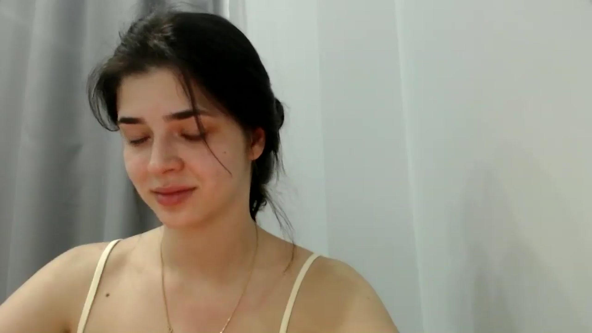 Gallery image thumbnail from ImYourLucky's myfreecams stream on, 05/25/2025, 19:26 image 15 of 20