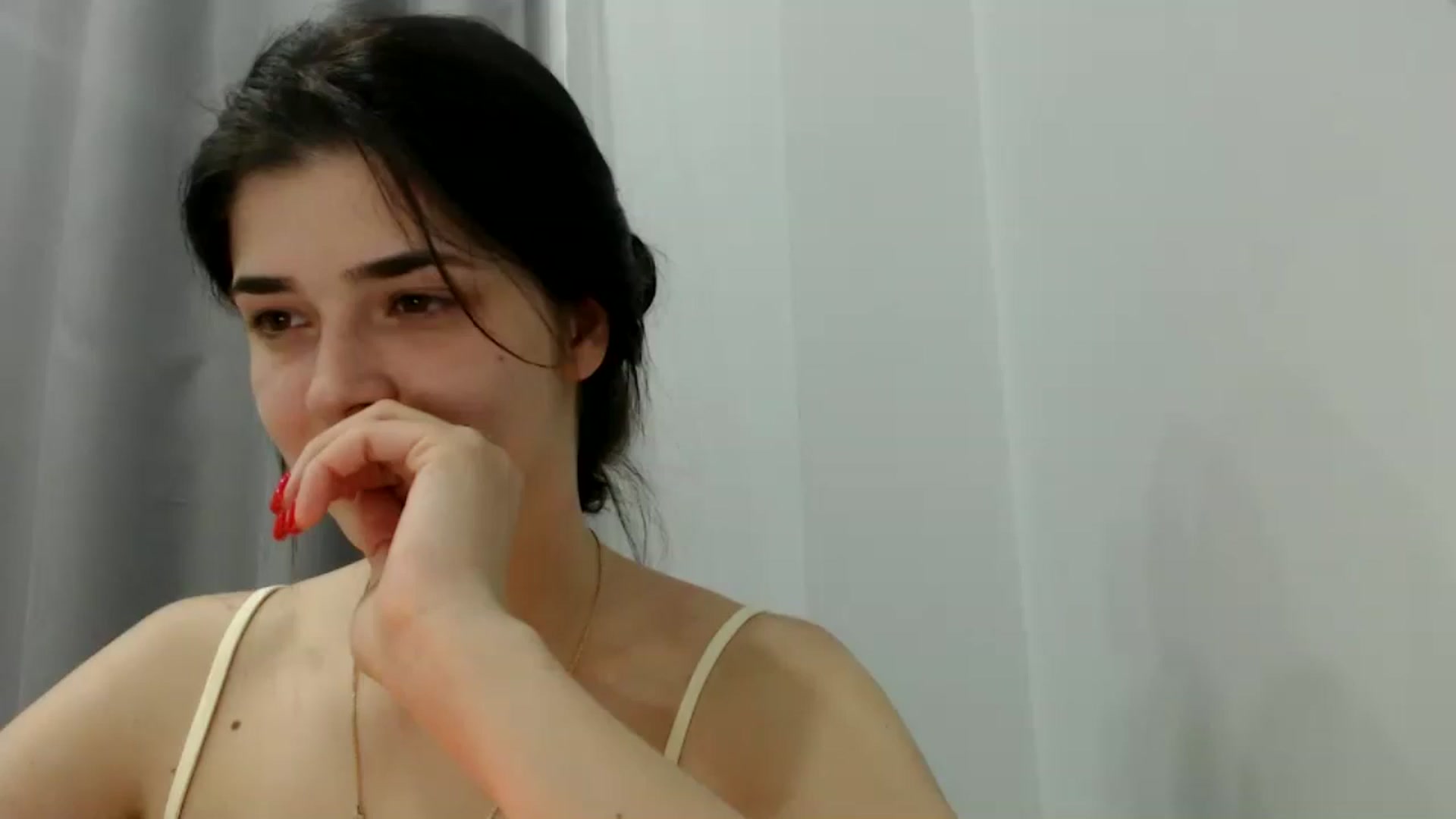 Gallery image thumbnail from ImYourLucky's myfreecams stream on, 05/25/2025, 19:26 image 13 of 20