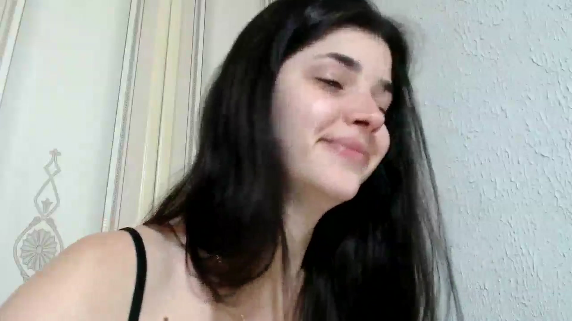Gallery image thumbnail from ImYourLucky's myfreecams stream on, 06/17/2025, 21:23 image 18 of 20