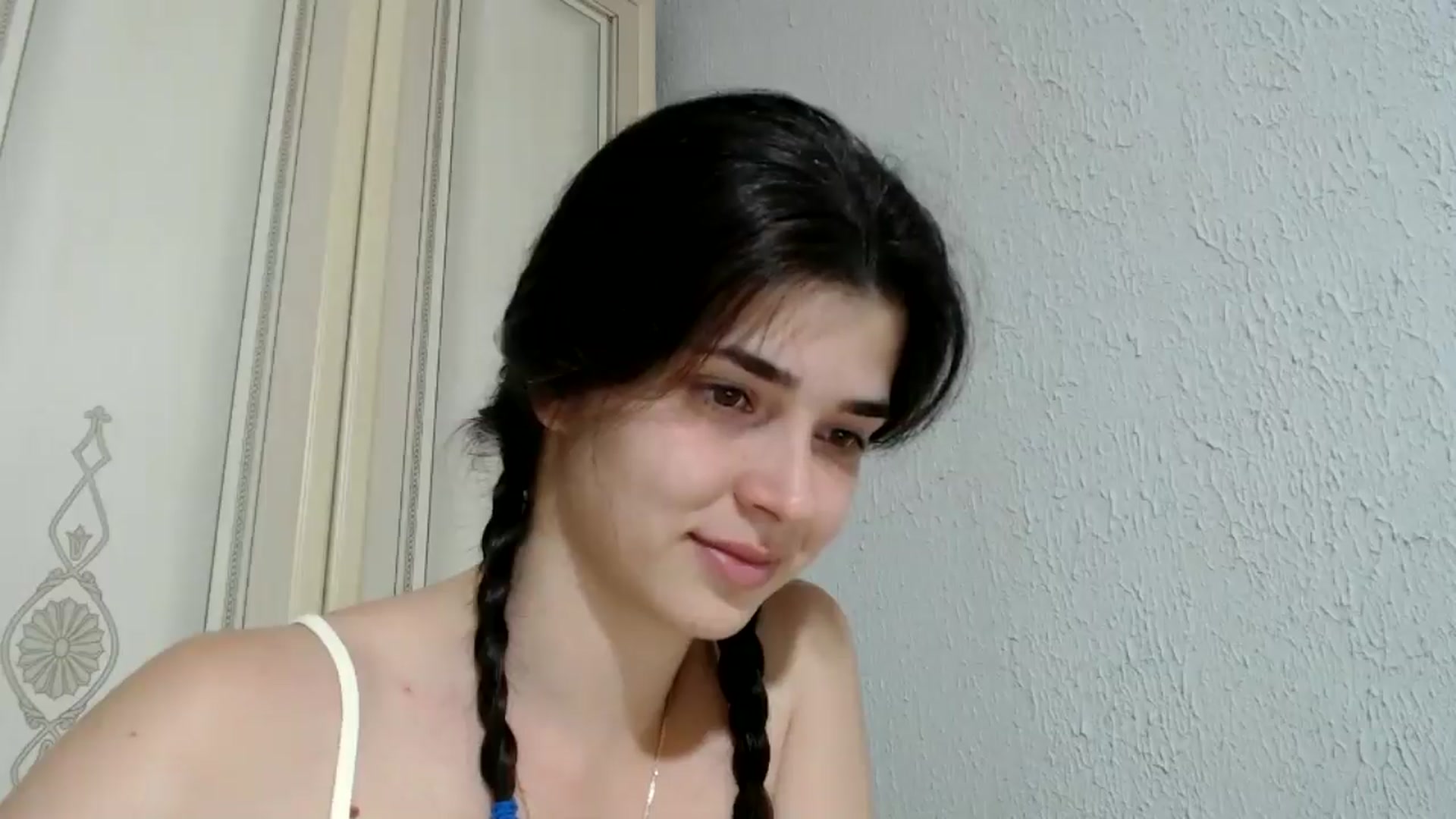 Gallery image thumbnail from ImYourLucky's myfreecams stream on, 06/21/2025, 19:15 image 10 of 20