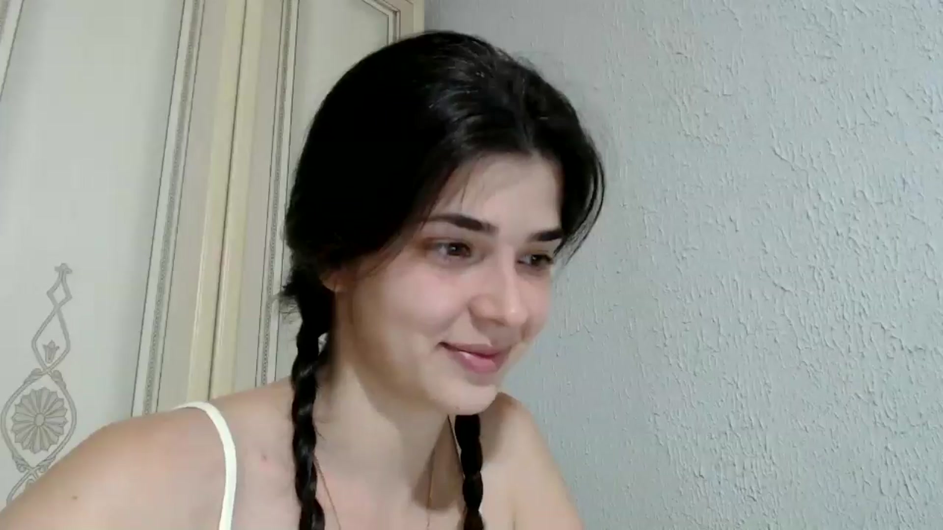 Gallery image thumbnail from ImYourLucky's myfreecams stream on, 06/21/2025, 19:15 image 5 of 20