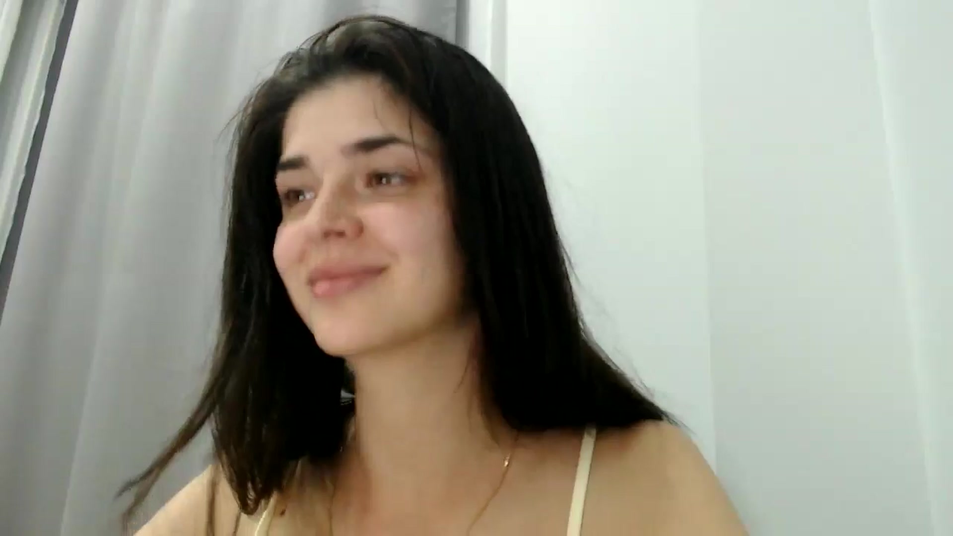 Gallery image thumbnail from ImYourLucky's myfreecams stream on, 06/27/2025, 20:26 image 17 of 20