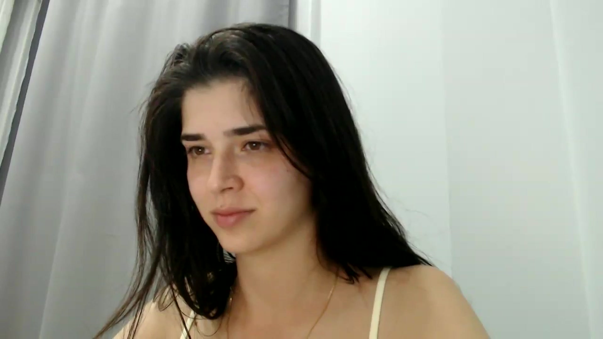 Gallery image thumbnail from ImYourLucky's myfreecams stream on, 06/27/2025, 20:26 image 6 of 20