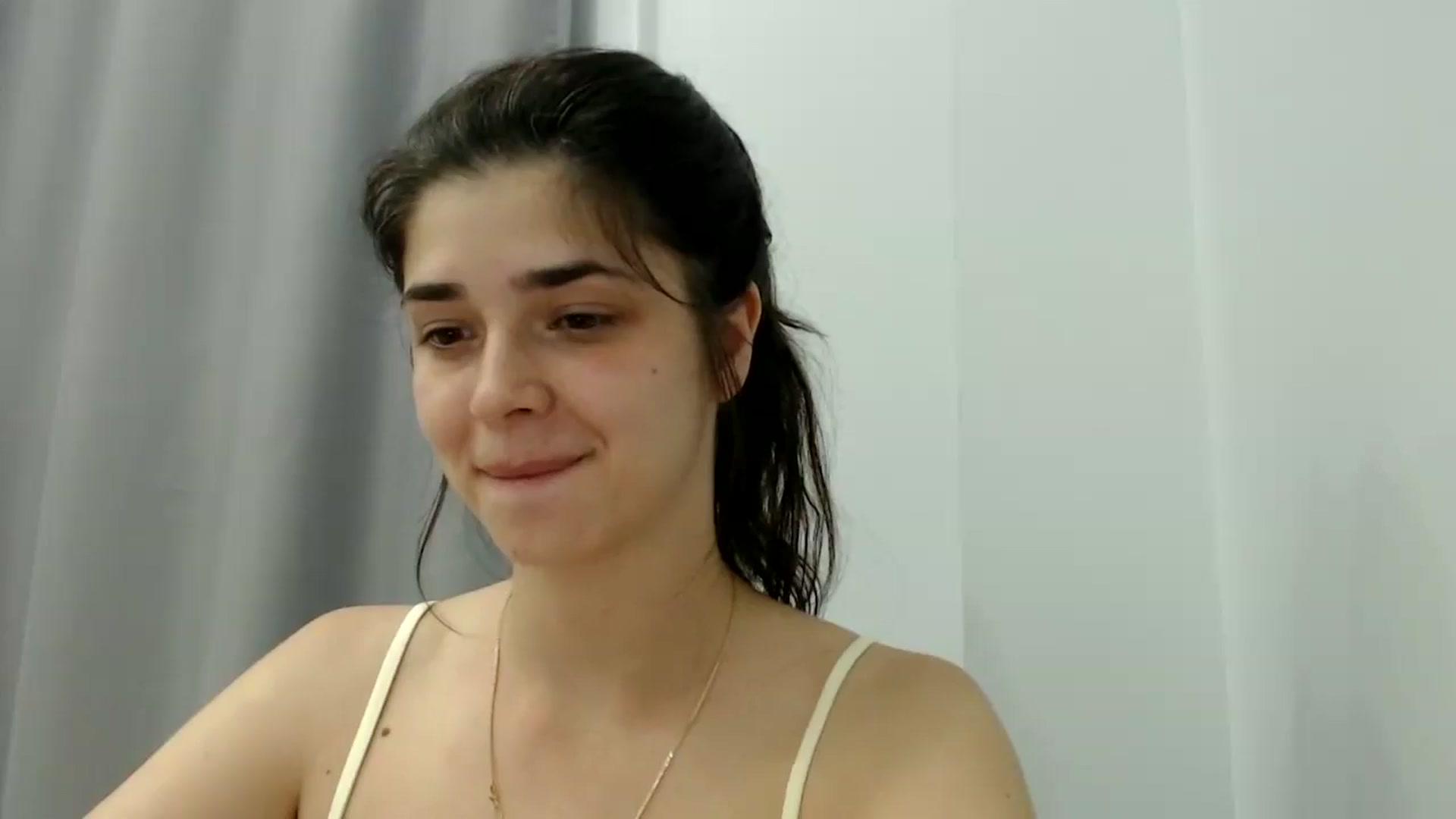 Gallery image thumbnail from ImYourLucky's myfreecams stream on, 06/30/2025, 19:07 image 18 of 20