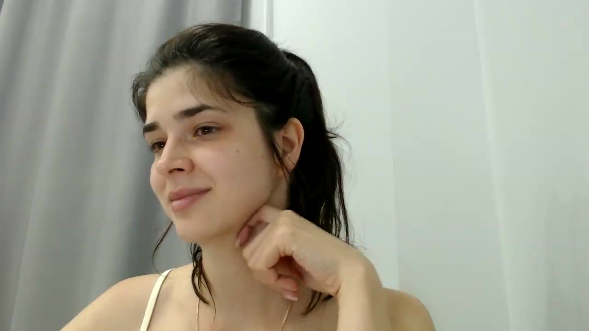 Gallery image thumbnail from ImYourLucky's myfreecams stream on, 06/30/2025, 19:07 image 6 of 20