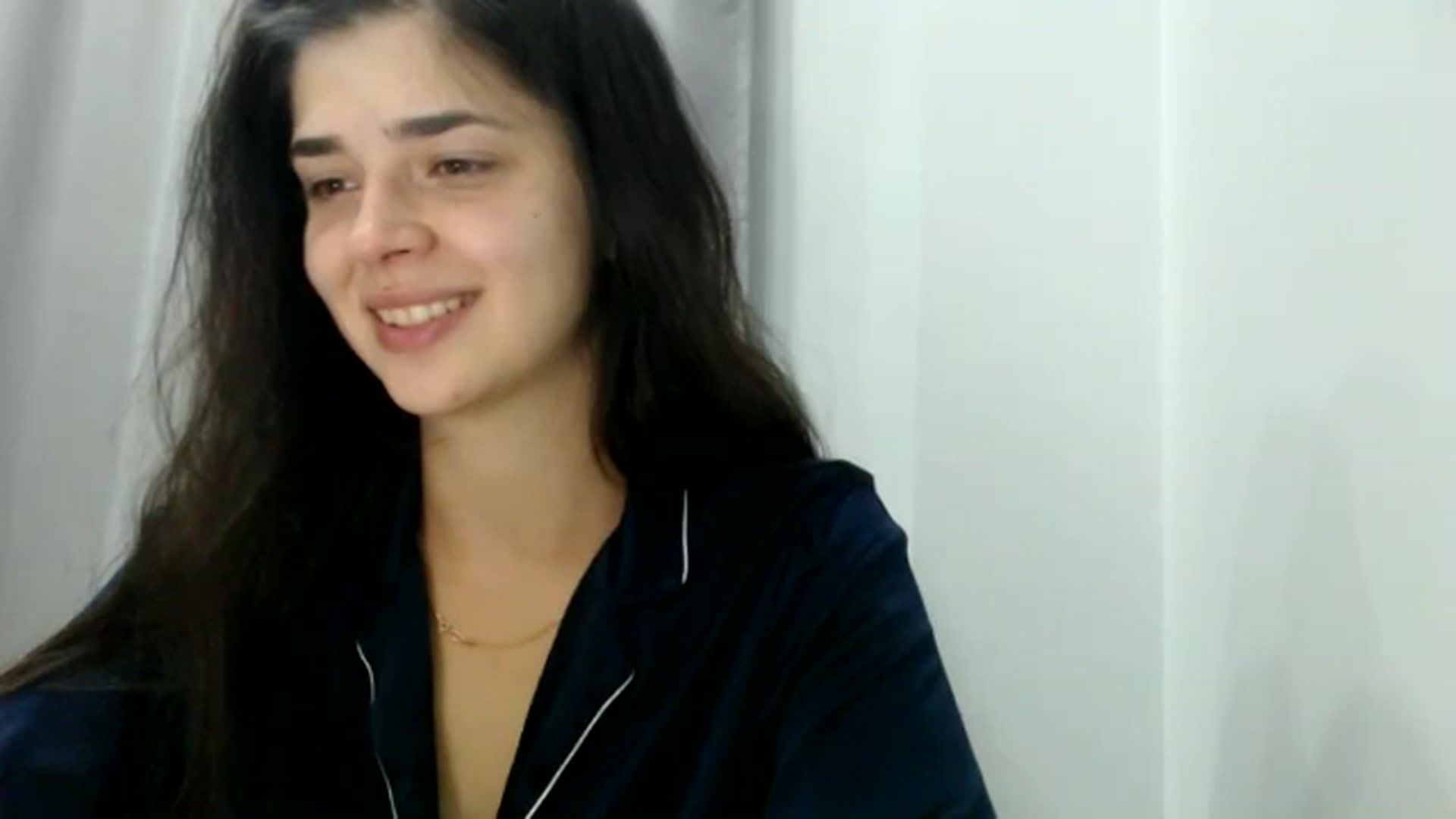 Gallery image thumbnail from ImYourLucky's myfreecams stream on, 07/21/2025, 19:10 image 17 of 20