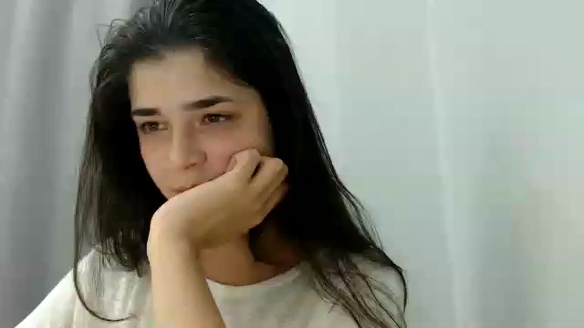 Gallery image thumbnail from ImYourLucky's myfreecams stream on, 07/31/2025, 19:29 image 17 of 20