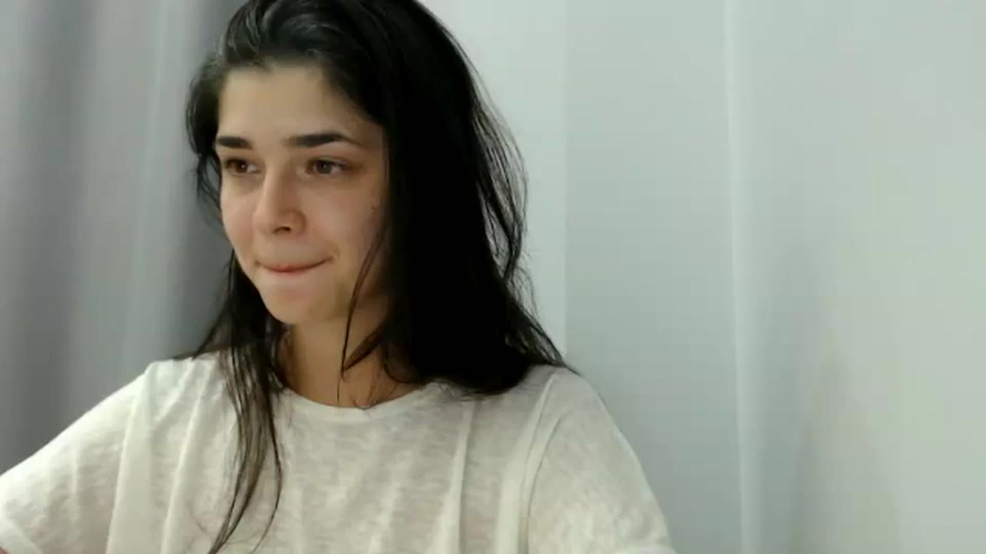 Gallery image thumbnail from ImYourLucky's myfreecams stream on, 07/31/2025, 20:19 image 19 of 20