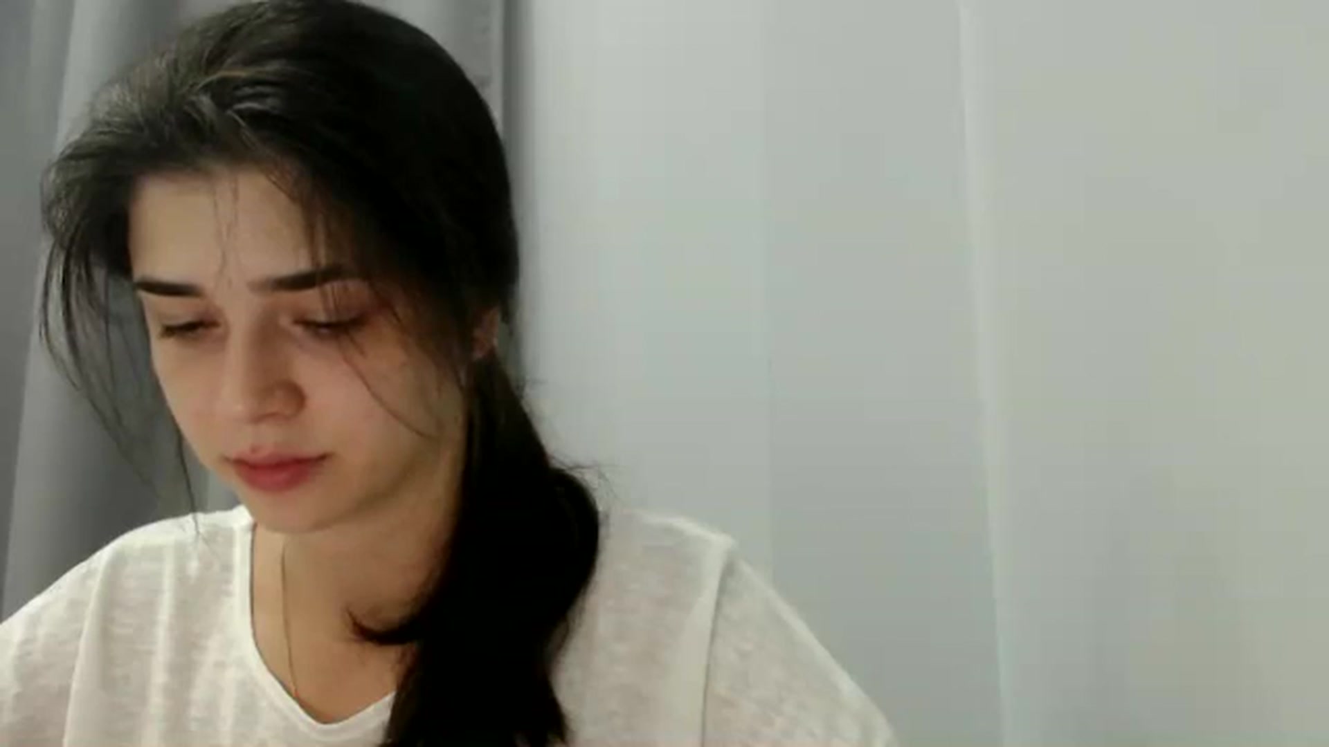 Gallery image thumbnail from ImYourLucky's myfreecams stream on, 08/01/2025, 21:35 image 19 of 20