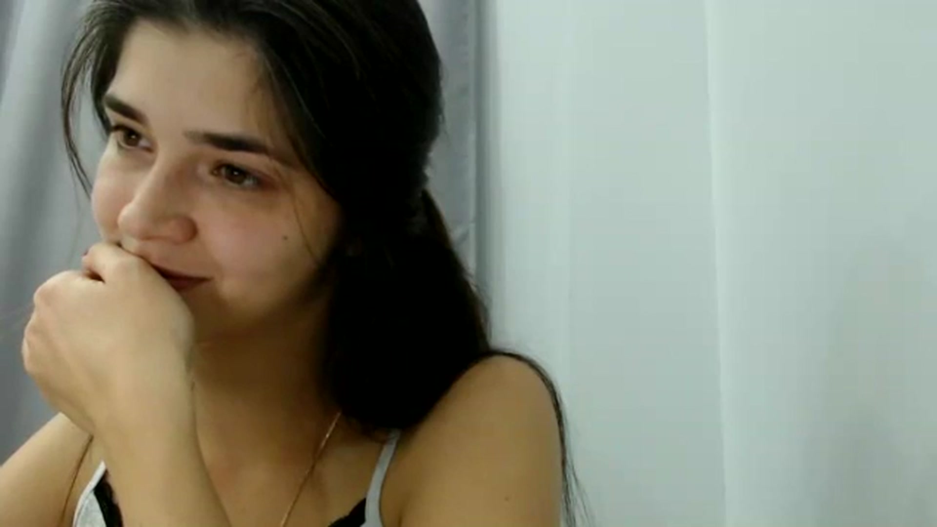 Gallery image thumbnail from ImYourLucky's myfreecams stream on, 10/04/2025, 20:32 image 7 of 20
