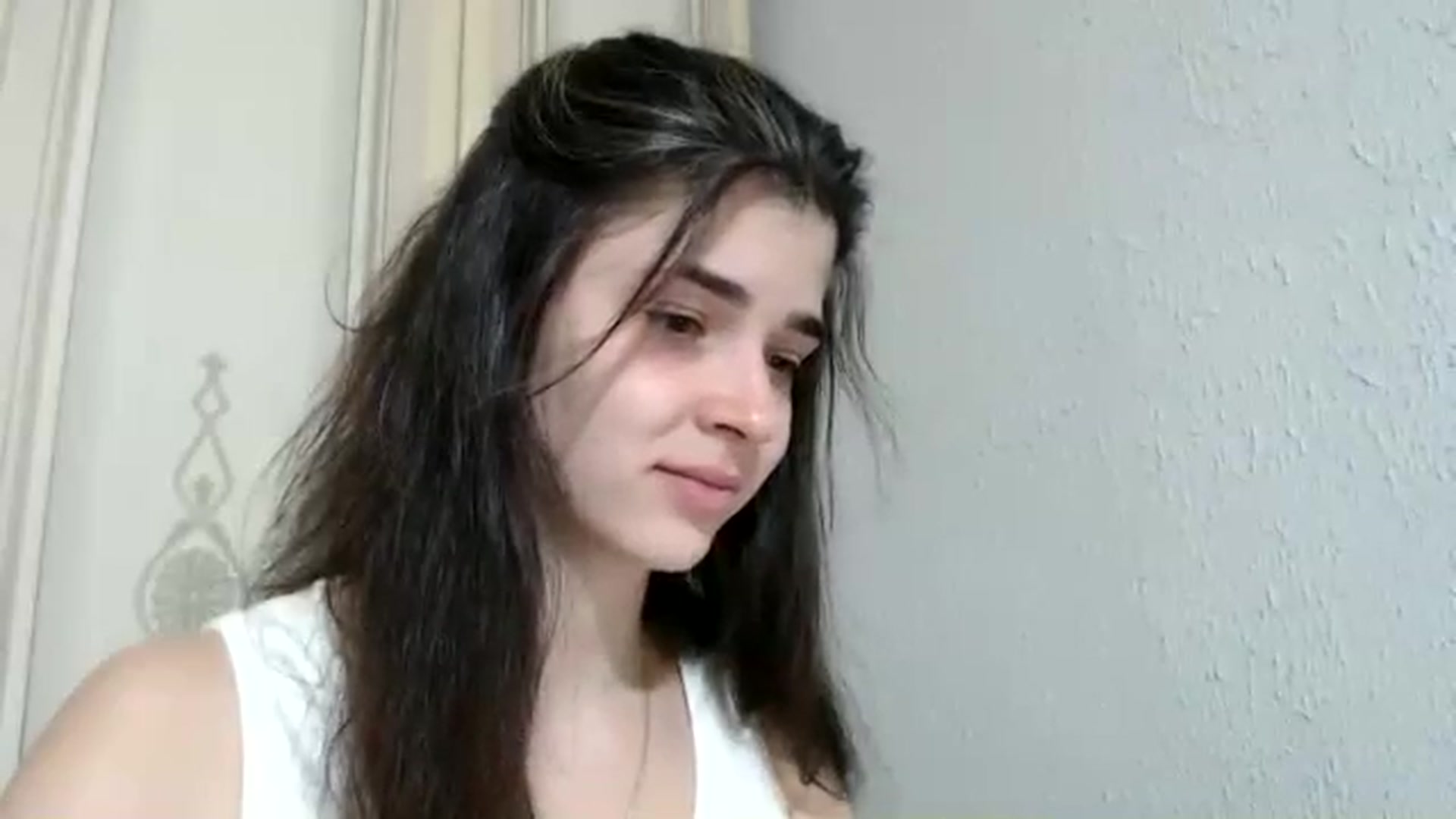 Gallery image thumbnail from ImYourLucky's myfreecams stream on, 04/18/2026, 19:34 image 14 of 20