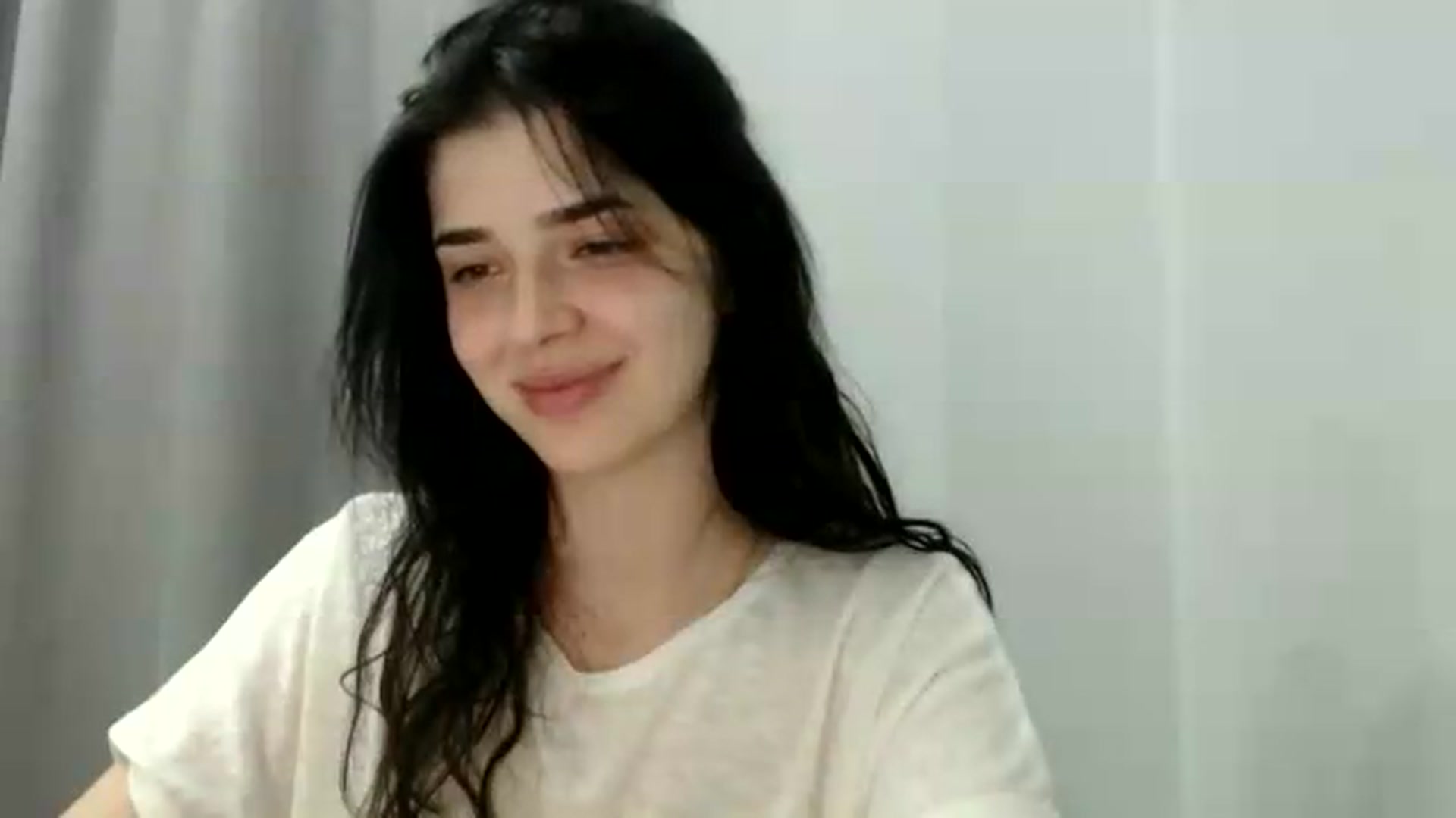 Gallery image thumbnail from ImYourLucky's myfreecams stream on, 05/17/2026, 19:37 image 17 of 20