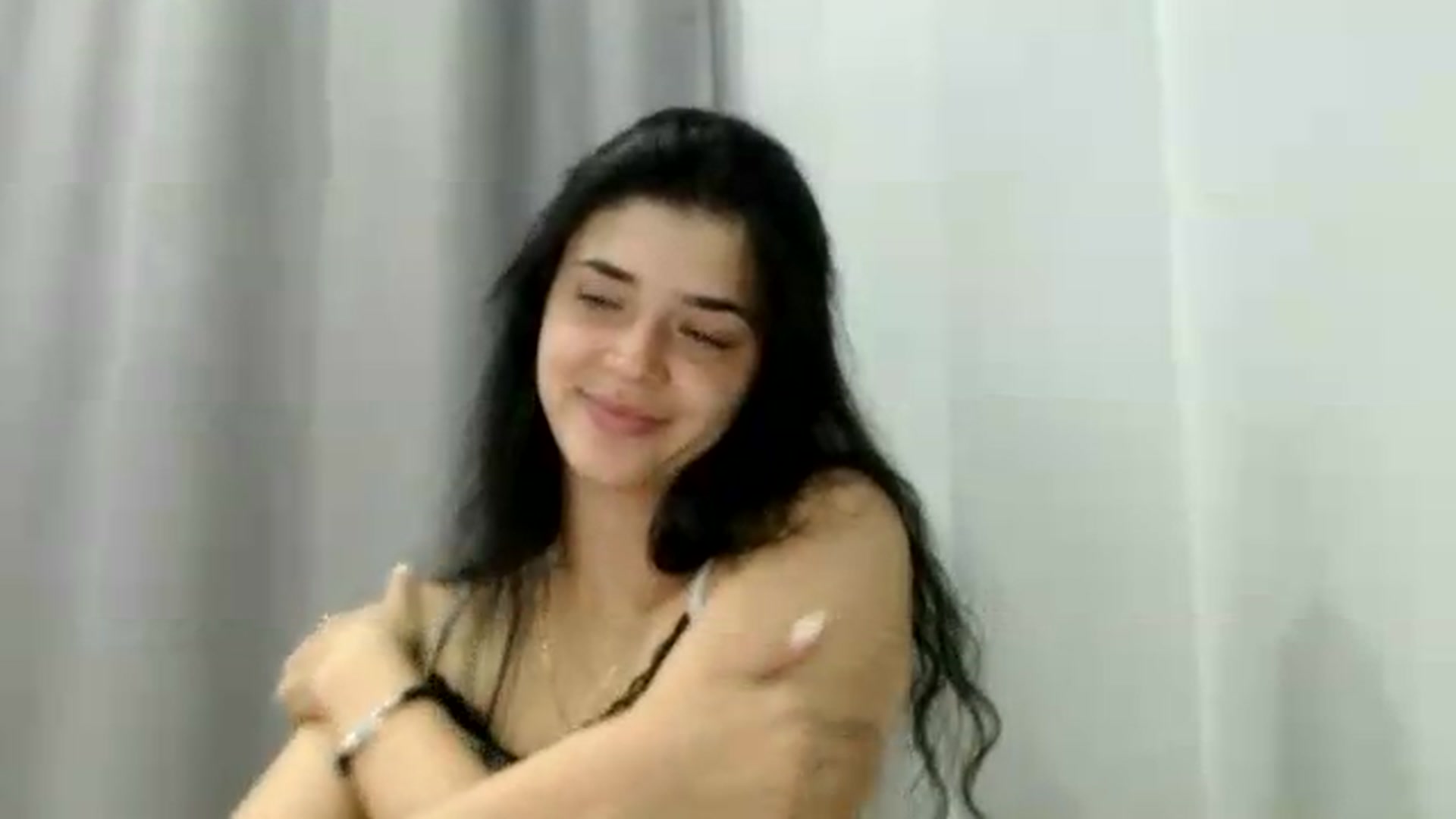 Gallery image thumbnail from ImYourLucky's myfreecams stream on, 07/08/2026, 21:45 image 11 of 20