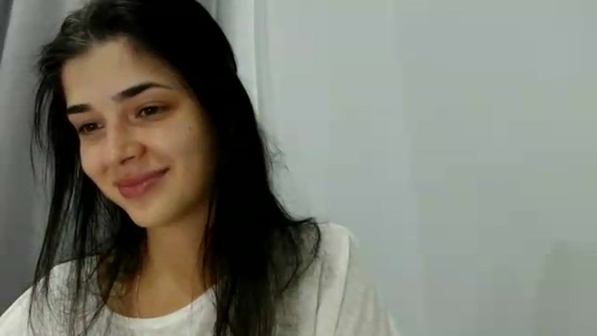 Gallery image thumbnail from ImYourLucky's myfreecams stream on, 08/08/2026, 21:13 image 18 of 20