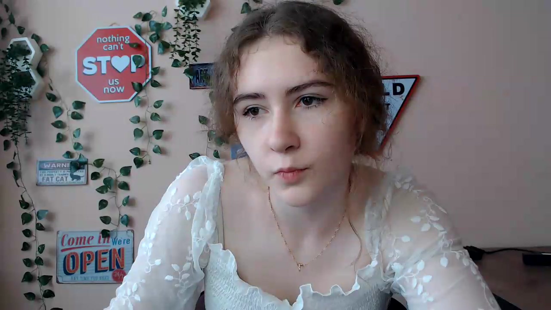 Gallery image thumbnail from Im_Lara's myfreecams stream on, 06/19/2026, 11:16 image 20 of 20