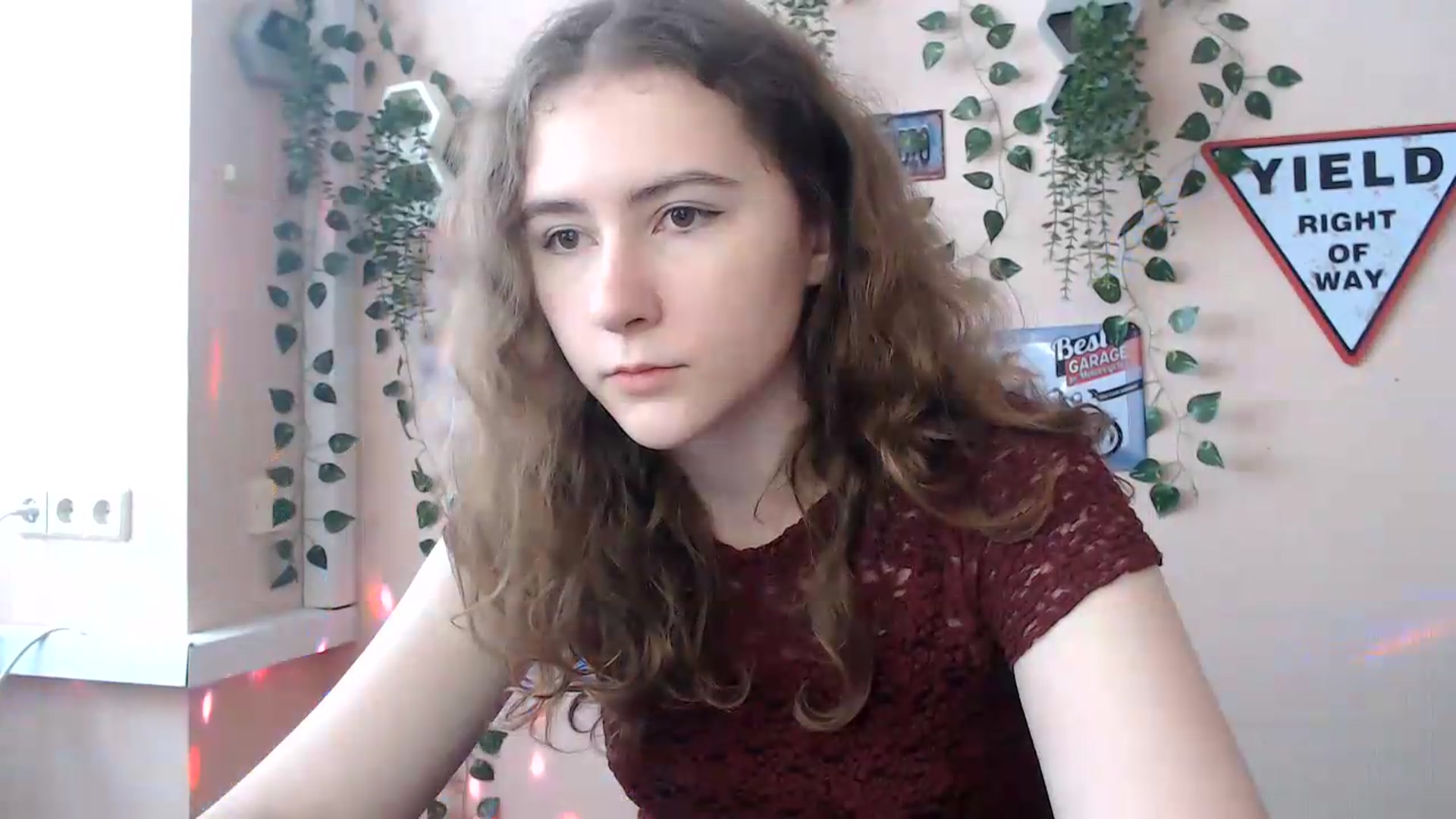 Gallery image thumbnail from Im_Lara's myfreecams stream on, 06/20/2026, 13:19 image 19 of 20