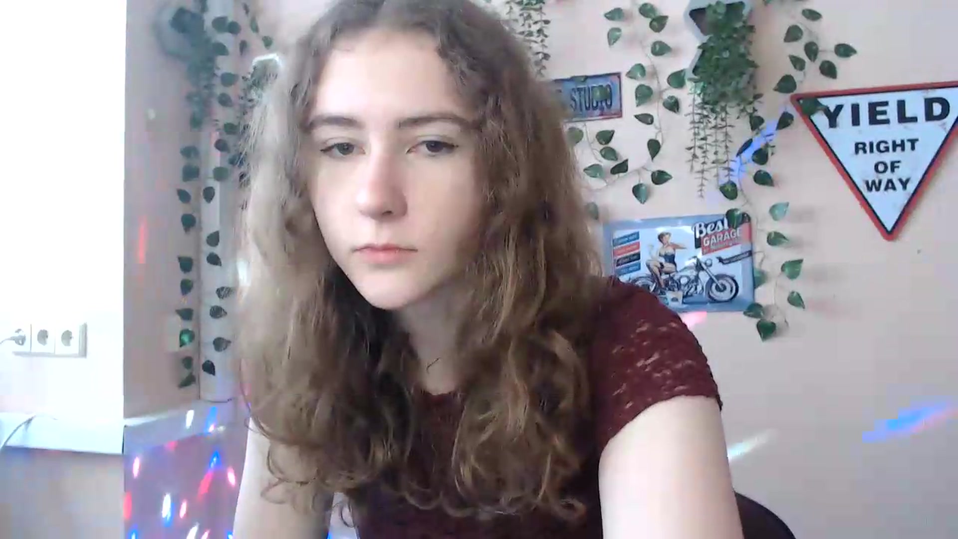Gallery image thumbnail from Im_Lara's myfreecams stream on, 06/20/2026, 13:19 image 14 of 20