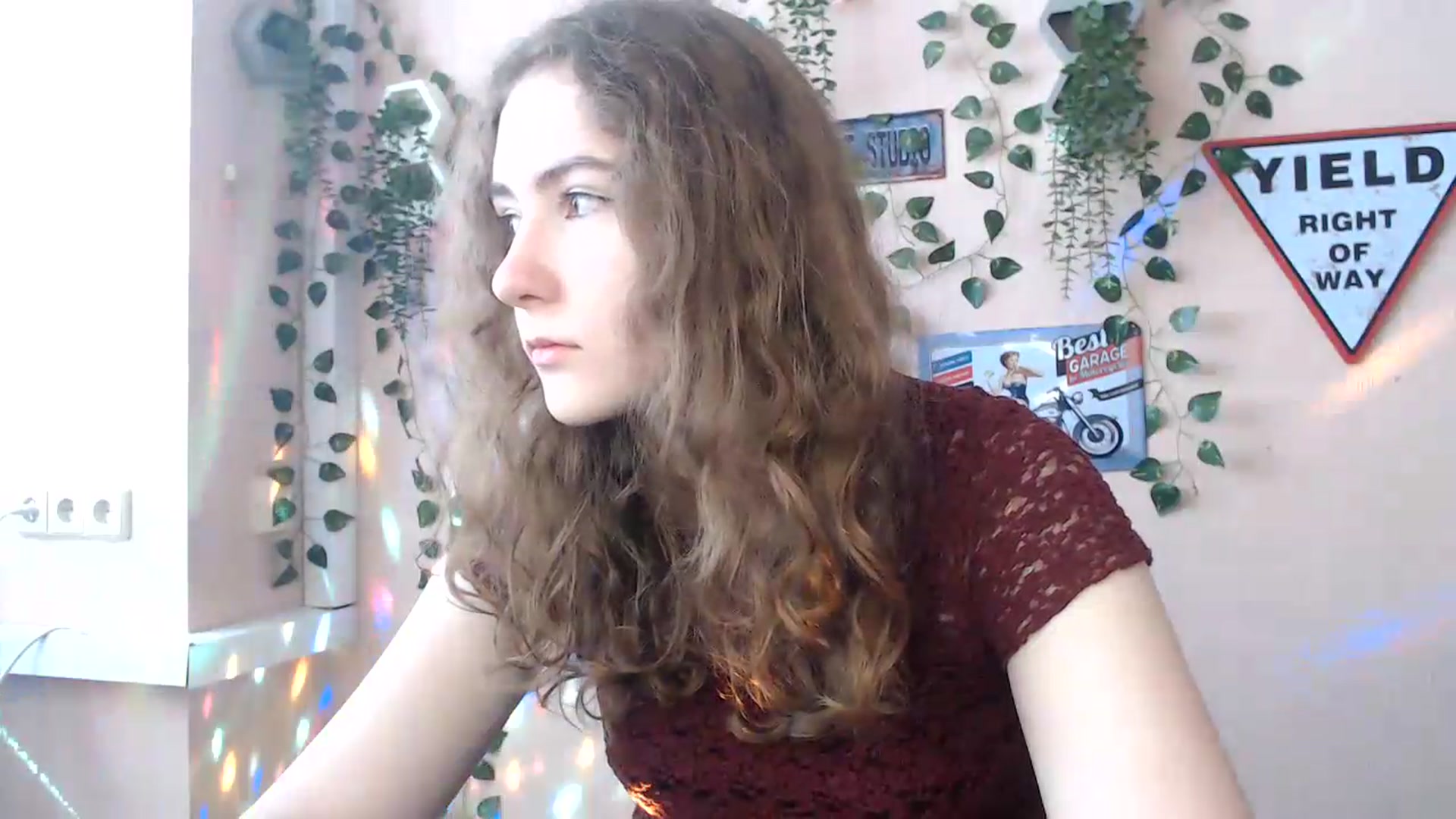 Gallery image thumbnail from Im_Lara's myfreecams stream on, 06/20/2026, 13:19 image 9 of 20