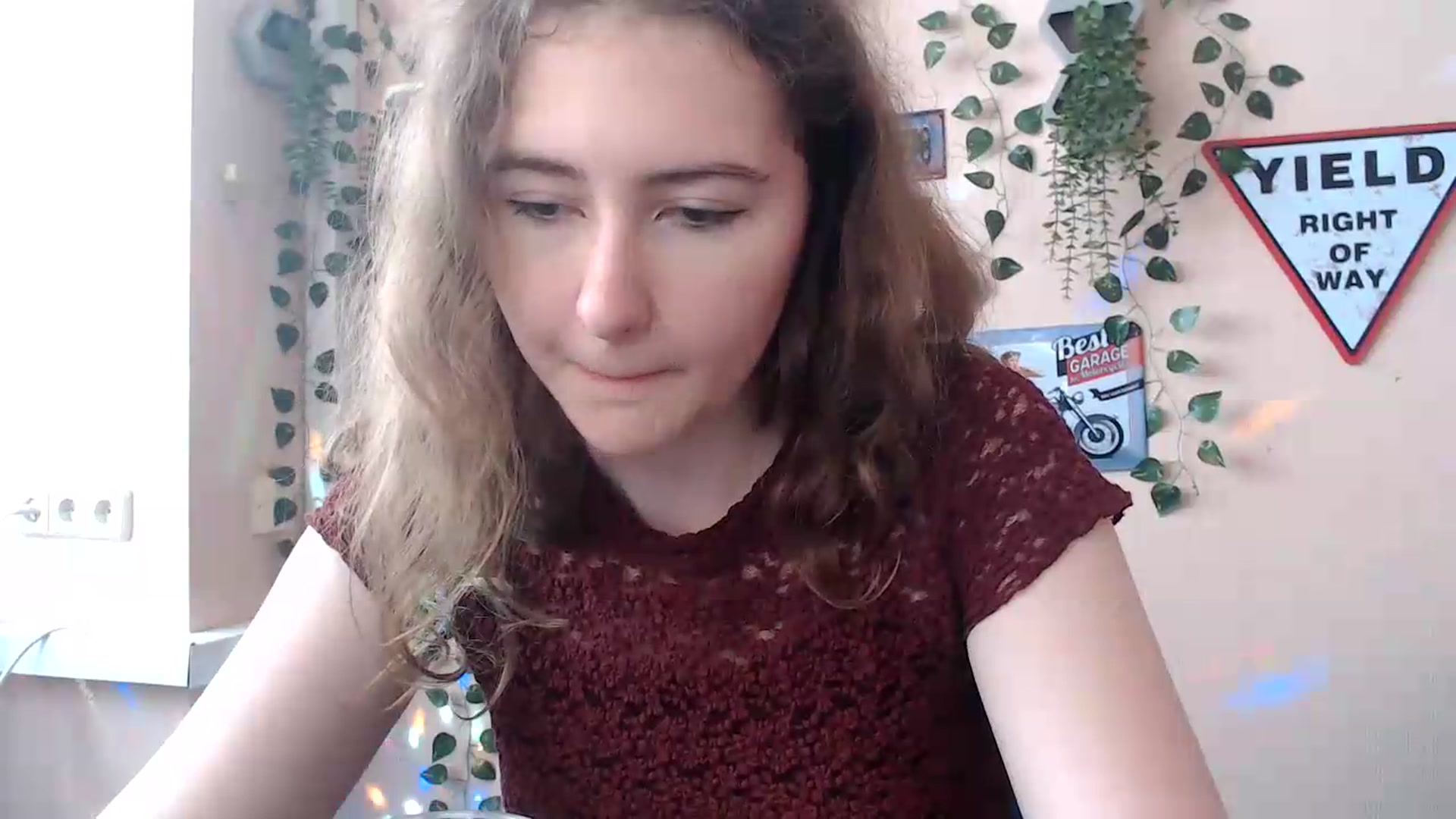 Gallery image thumbnail from Im_Lara's myfreecams stream on, 06/20/2026, 15:05 image 7 of 20