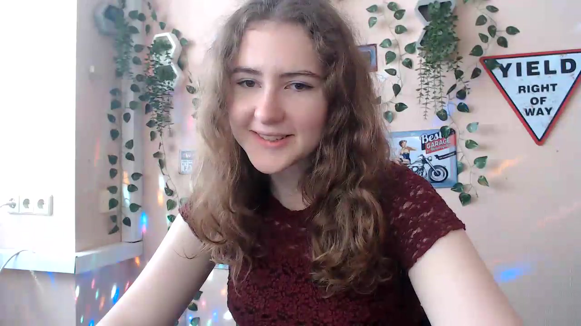 Gallery image thumbnail from Im_Lara's myfreecams stream on, 06/20/2026, 15:05 image 4 of 20