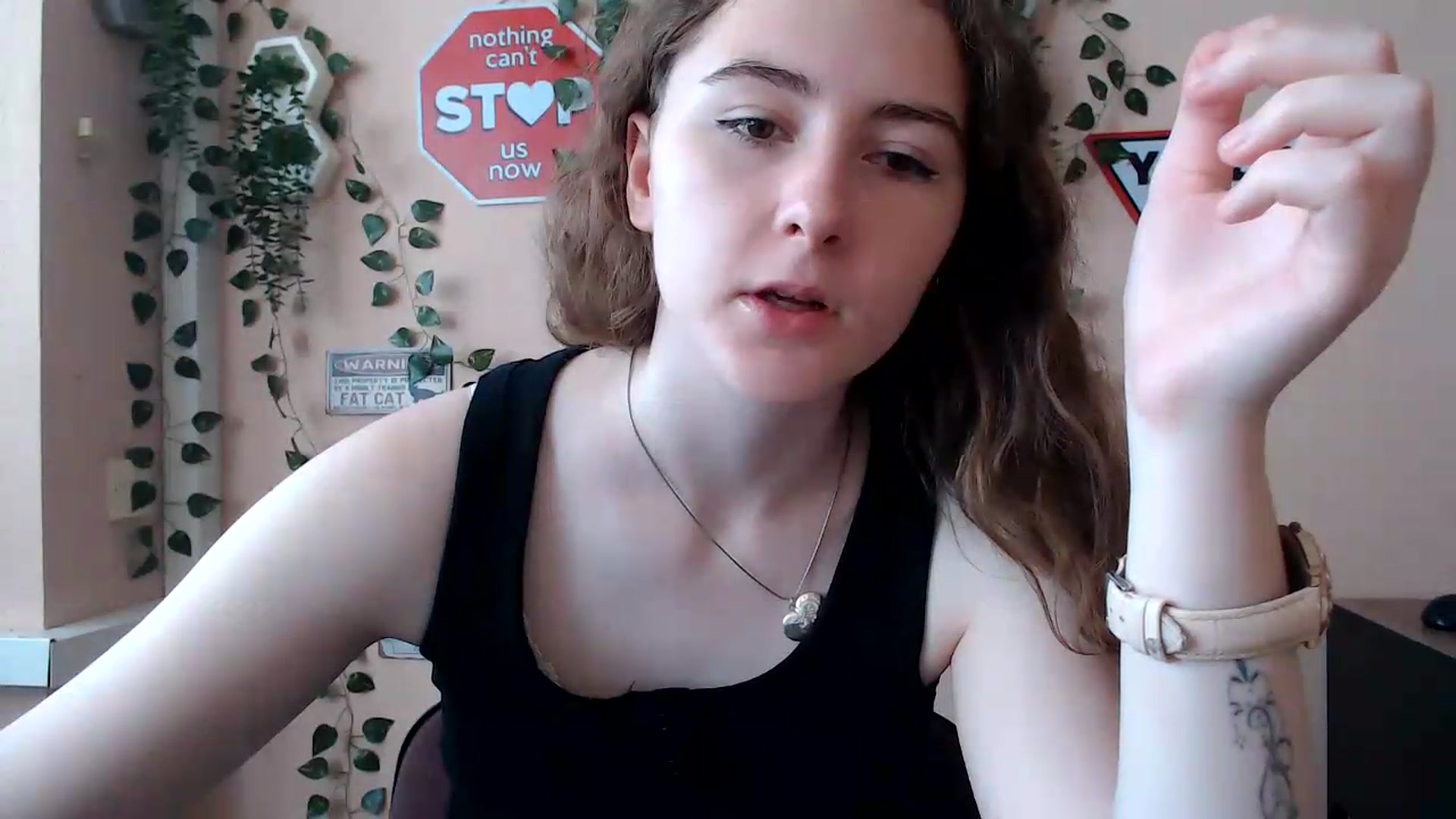 Gallery image thumbnail from Im_Lara's myfreecams stream on, 06/23/2026, 14:29 image 7 of 20