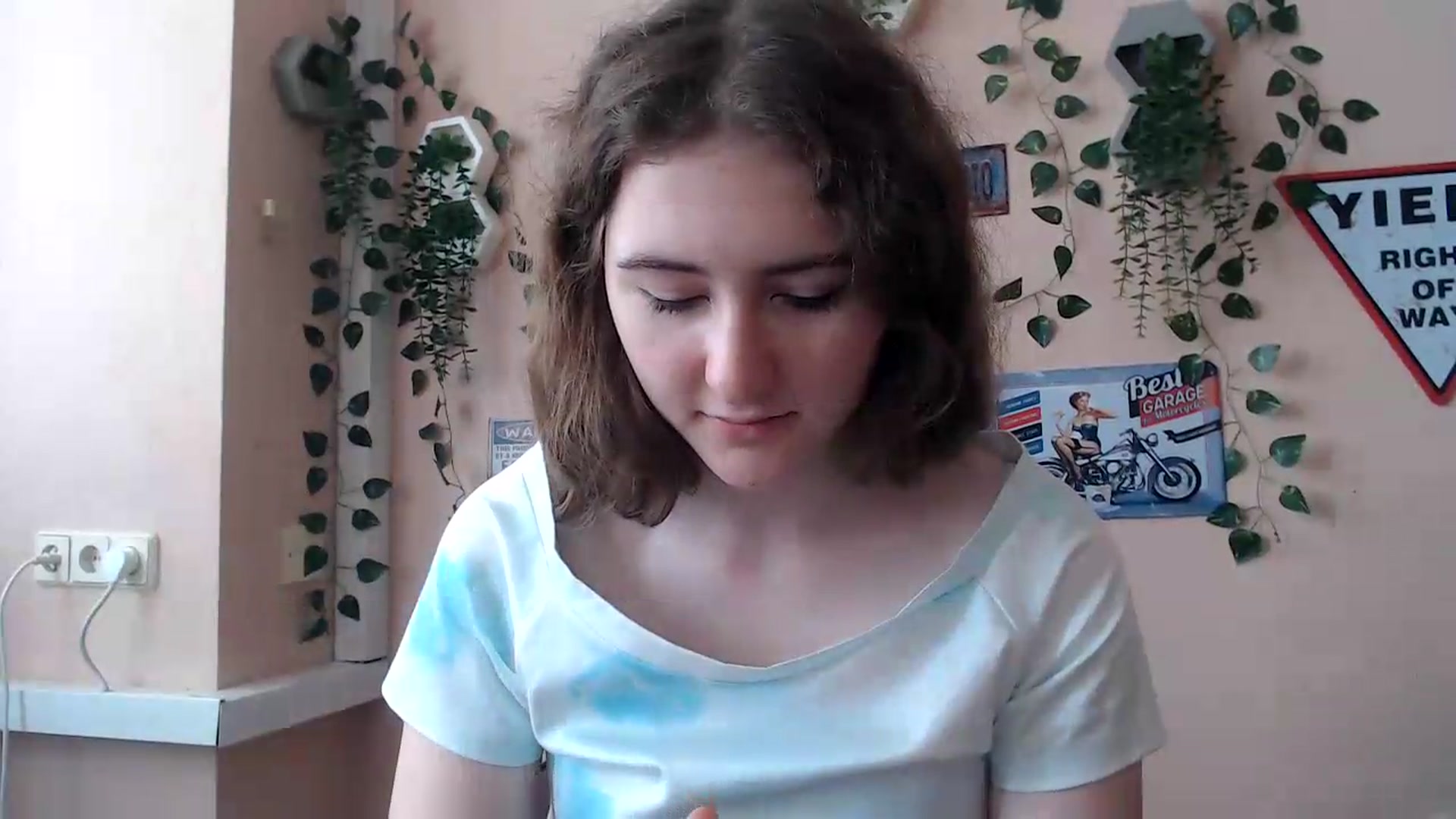 Gallery image thumbnail from Im_Lara's myfreecams stream on, 06/24/2026, 15:13 image 17 of 20