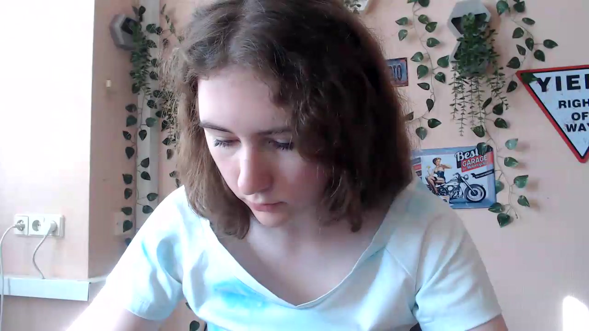 Gallery image thumbnail from Im_Lara's myfreecams stream on, 06/24/2026, 15:13 image 20 of 20