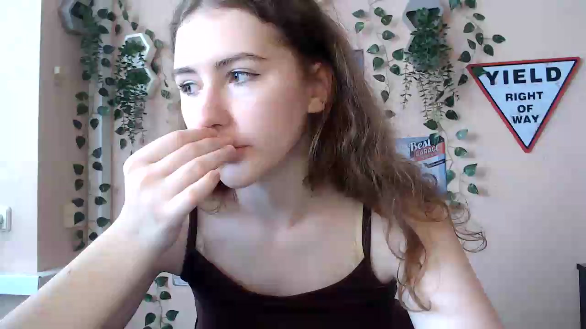 Gallery image thumbnail from Im_Lara's myfreecams stream on, 06/25/2026, 11:42 image 4 of 20
