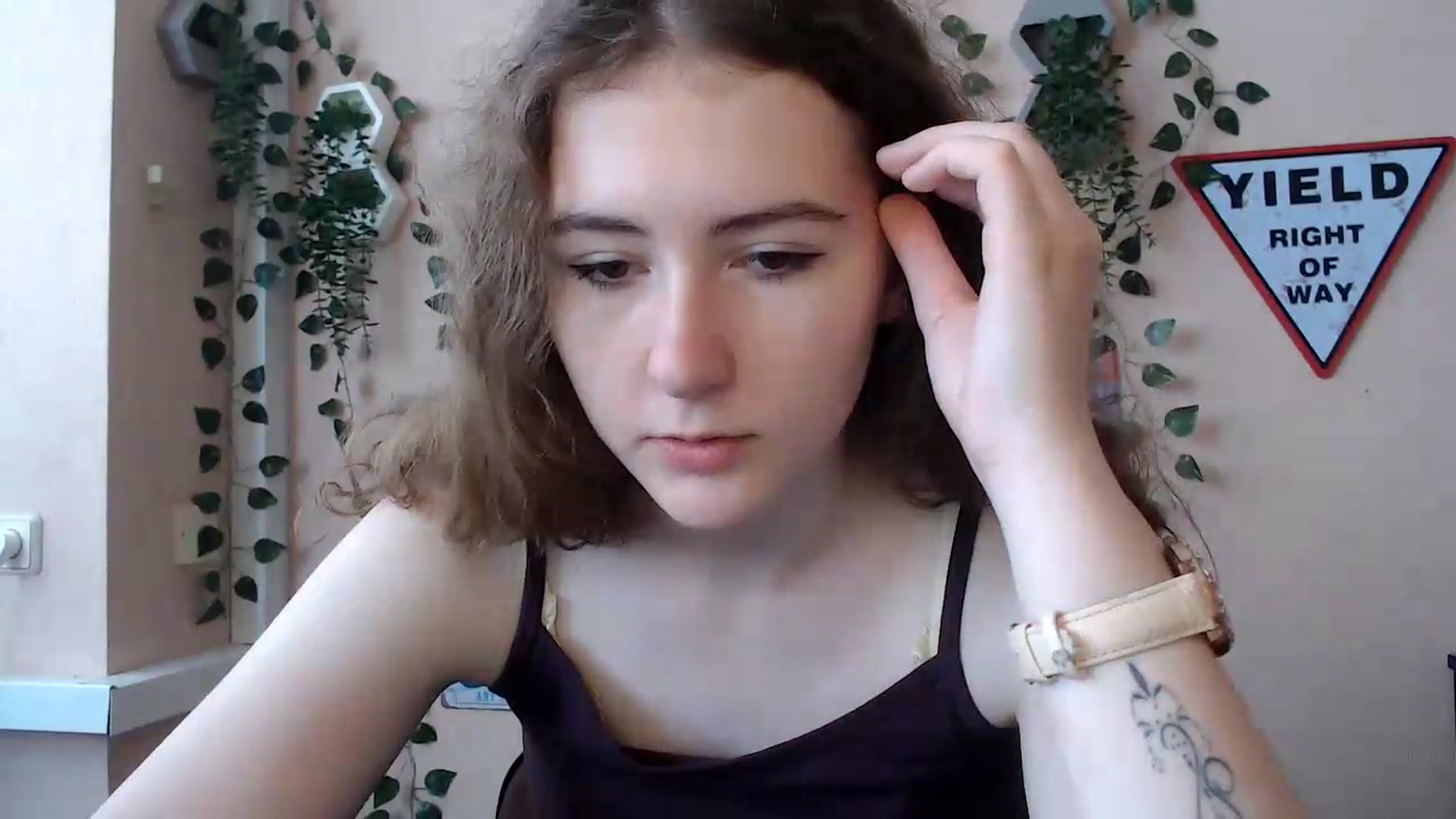 Gallery image thumbnail from Im_Lara's myfreecams stream on, 06/25/2026, 11:42 image 9 of 20
