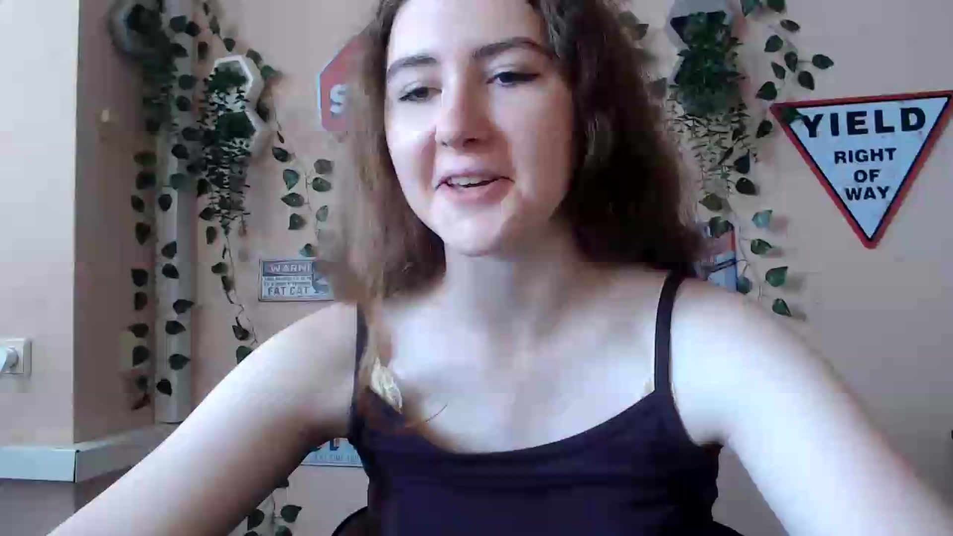 Gallery image thumbnail from Im_Lara's myfreecams stream on, 06/25/2026, 11:42 image 20 of 20