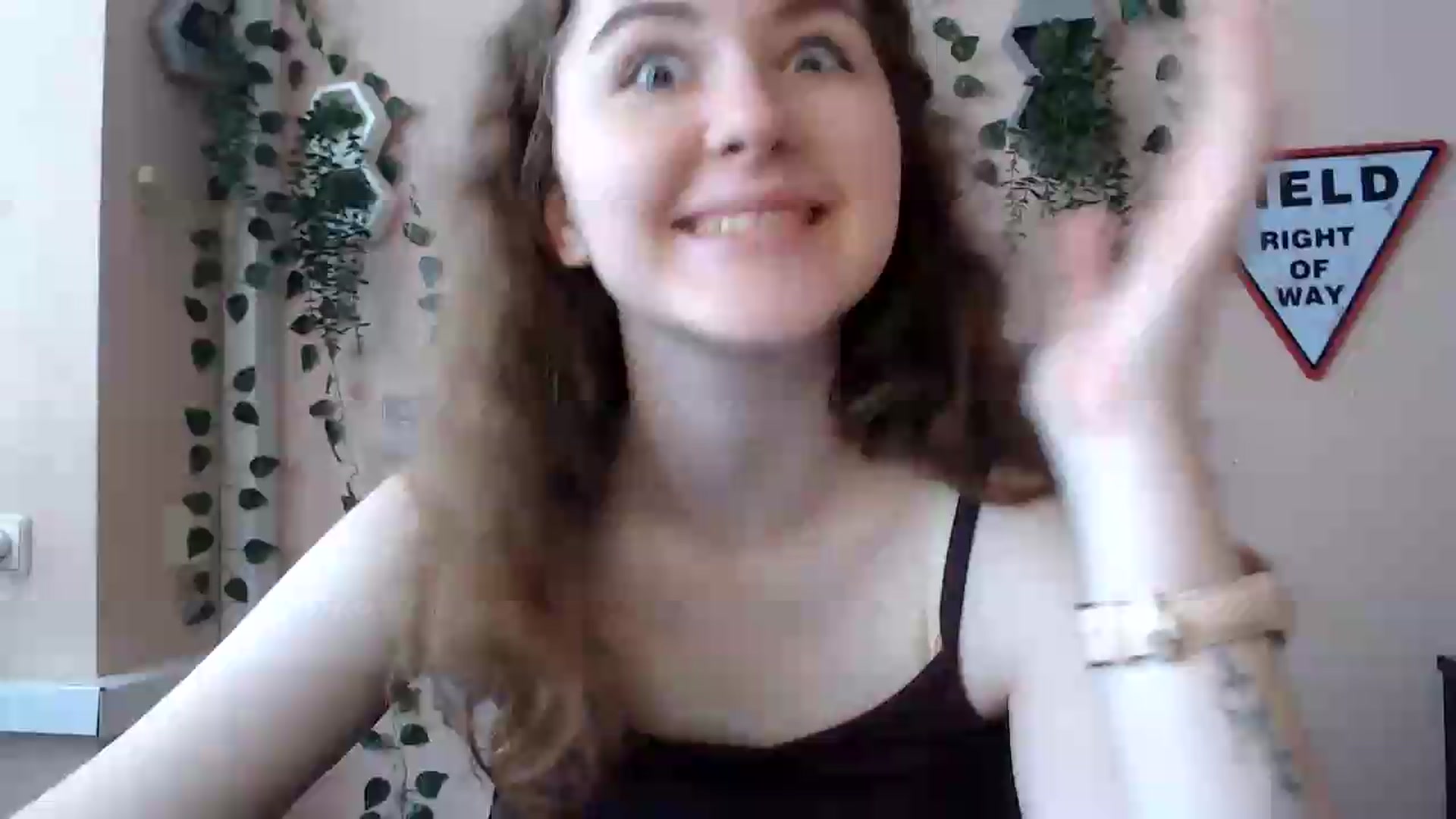 Gallery image thumbnail from Im_Lara's myfreecams stream on, 06/25/2026, 11:42 image 3 of 20