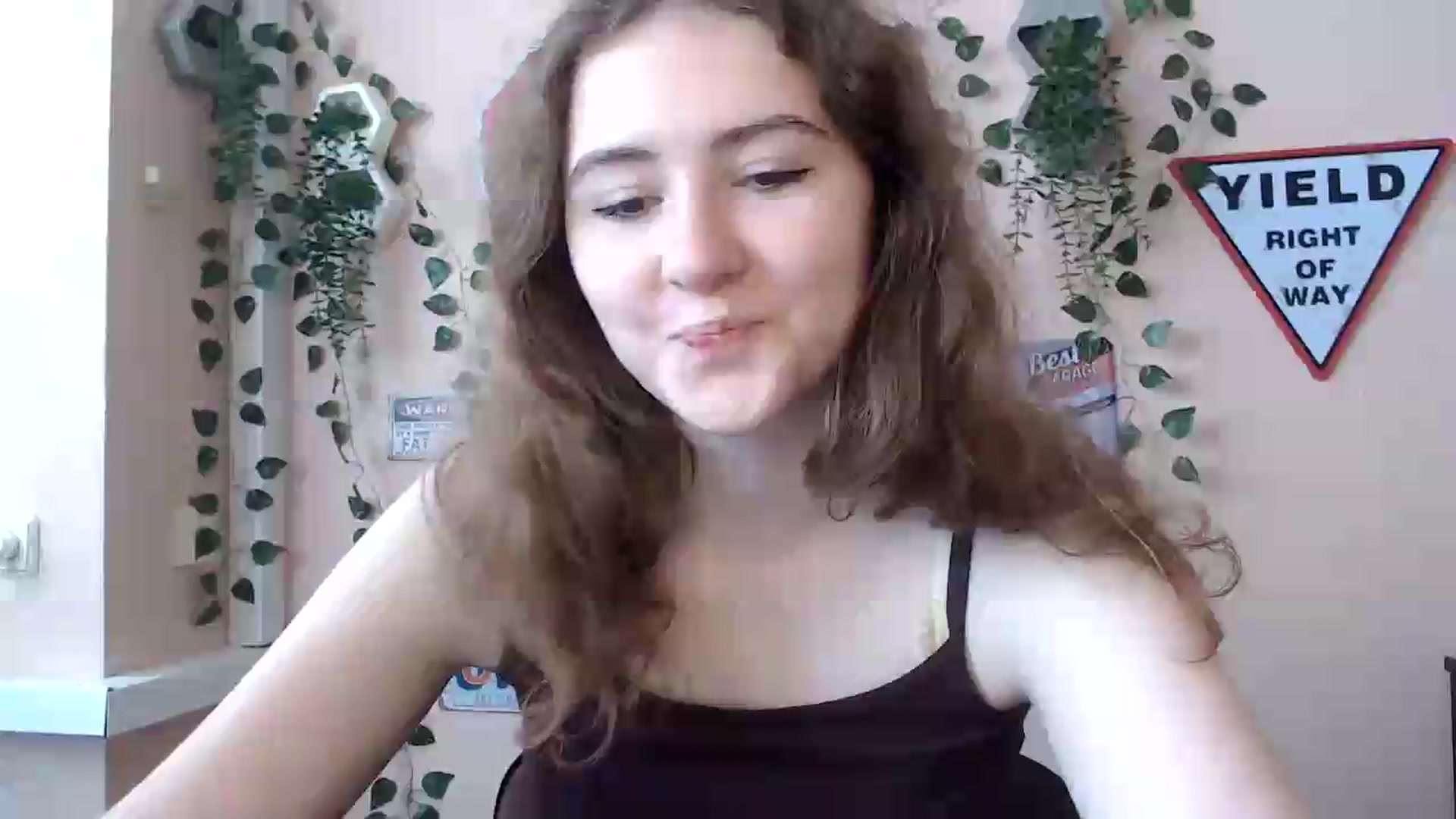 Gallery image thumbnail from Im_Lara's myfreecams stream on, 06/25/2026, 11:42 image 6 of 20