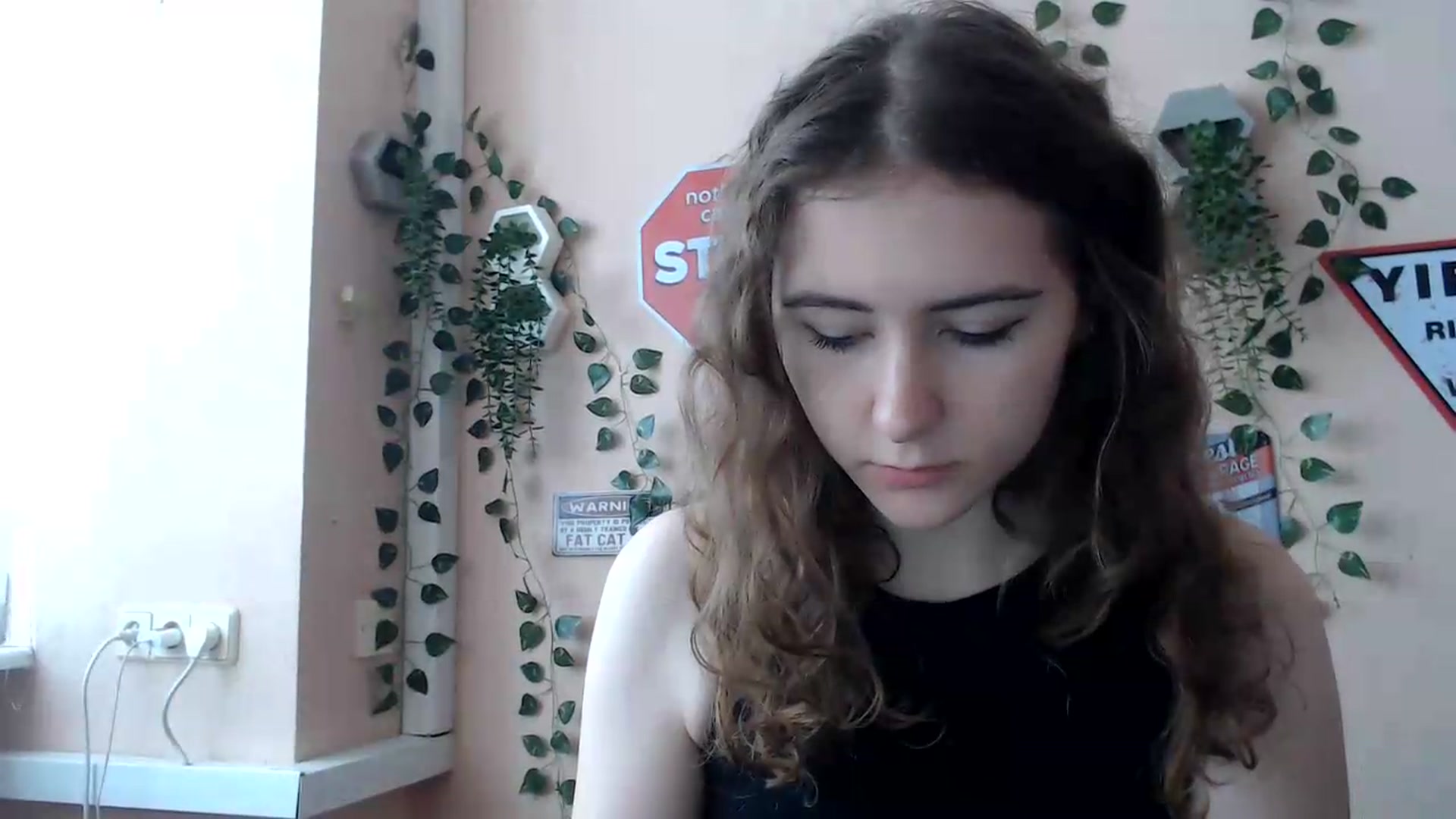 Gallery image thumbnail from Im_Lara's myfreecams stream on, 06/26/2026, 10:53 image 18 of 20