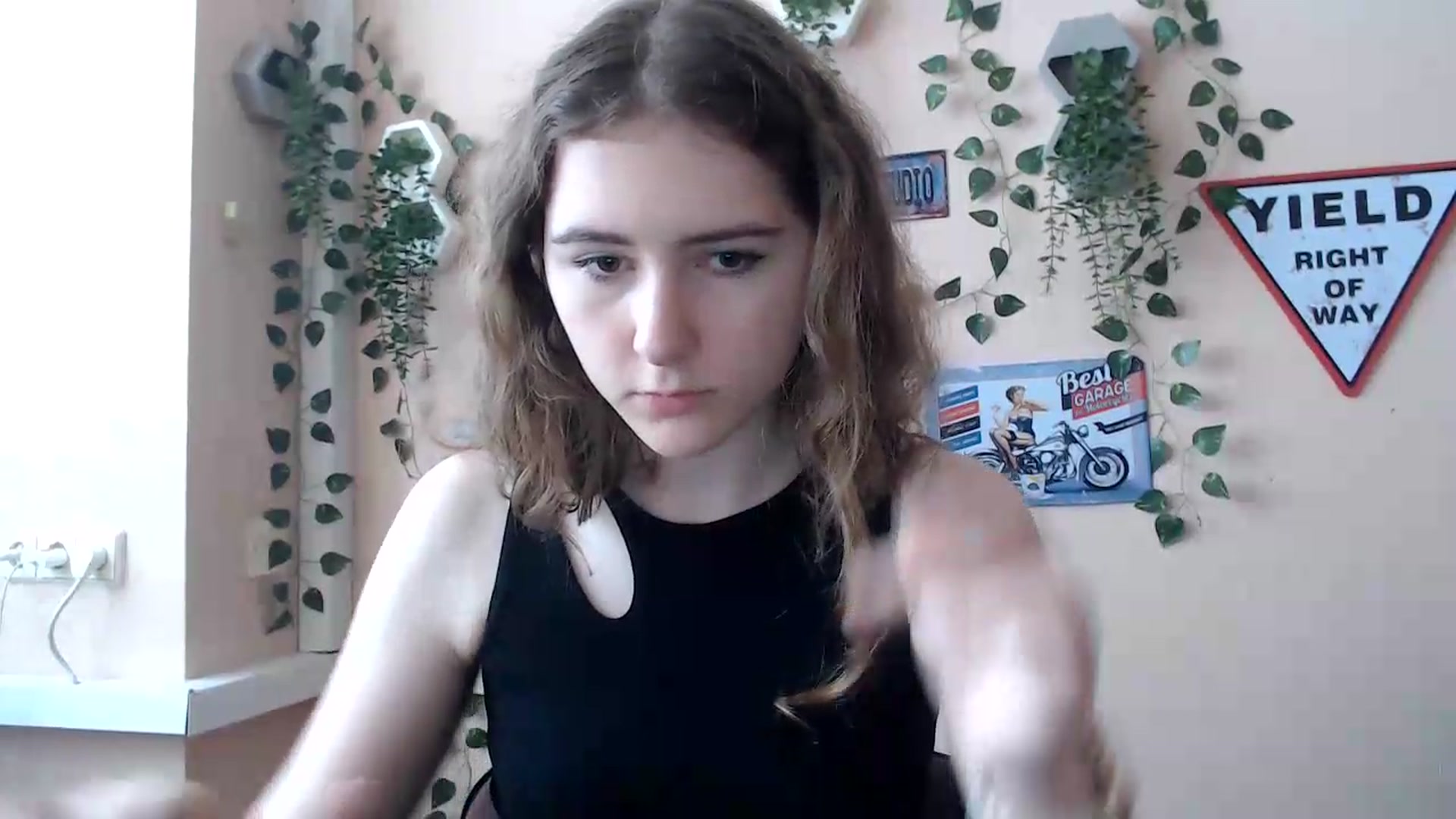 Gallery image thumbnail from Im_Lara's myfreecams stream on, 06/26/2026, 11:57 image 11 of 20