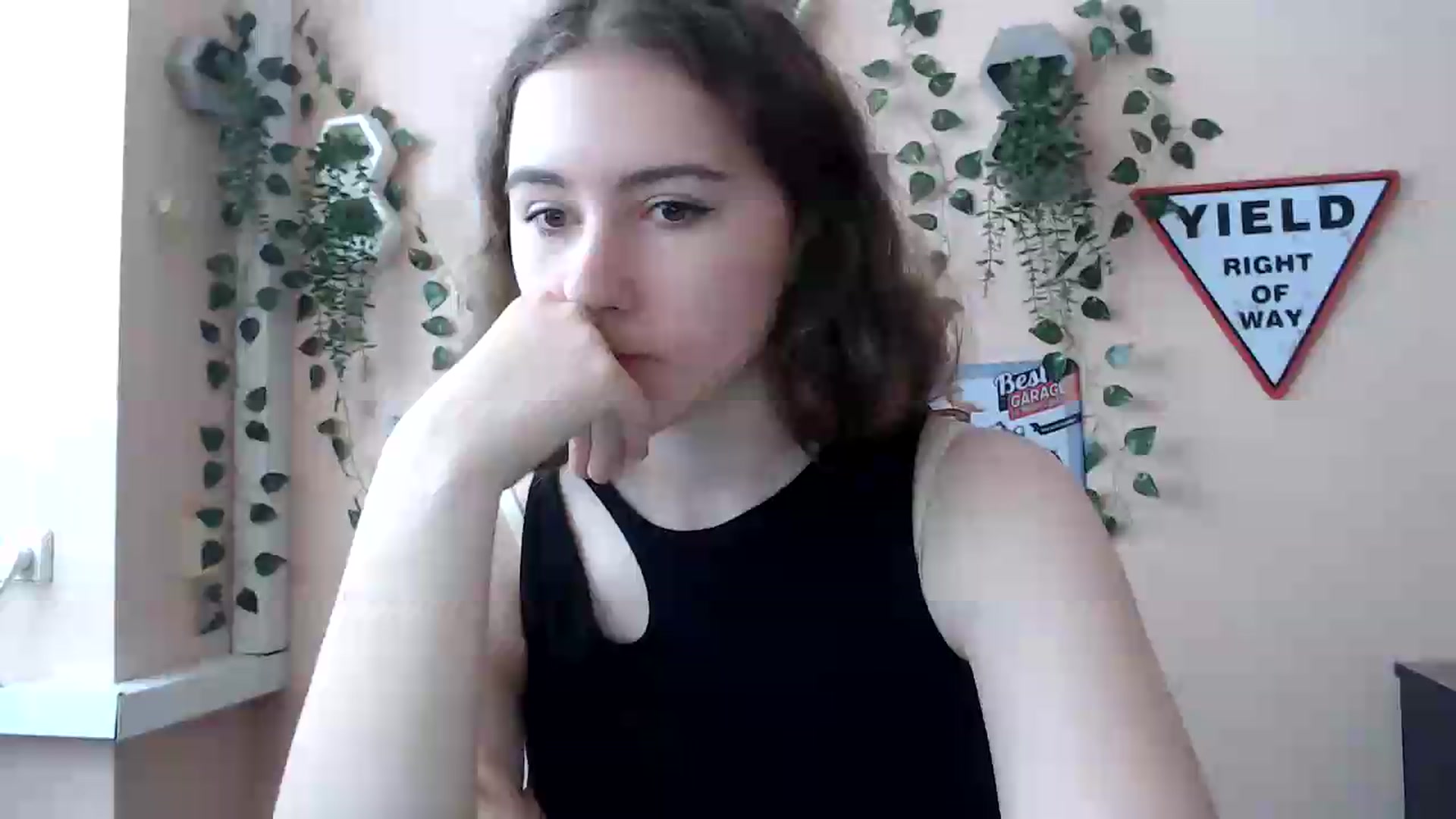 Gallery image thumbnail from Im_Lara's myfreecams stream on, 06/26/2026, 11:57 image 4 of 20