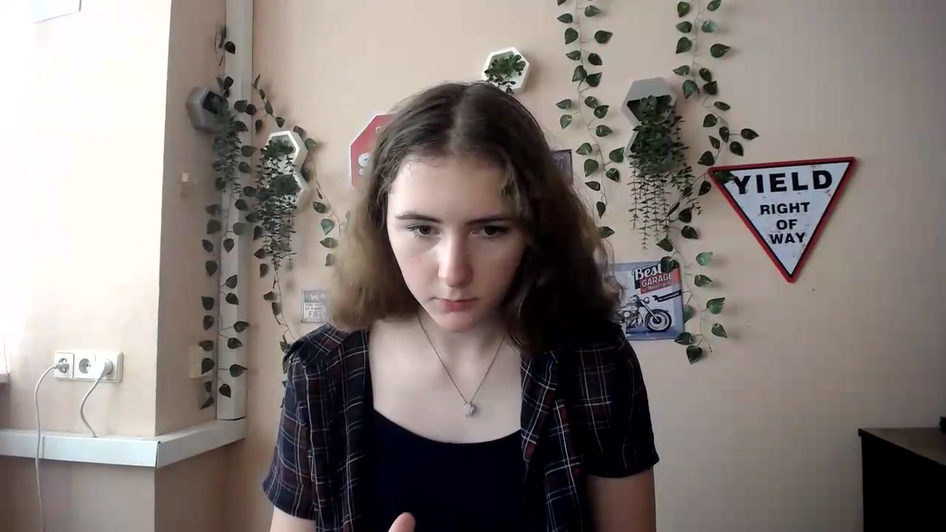 Gallery image thumbnail from Im_Lara's myfreecams stream on, 06/29/2026, 13:31 image 14 of 20