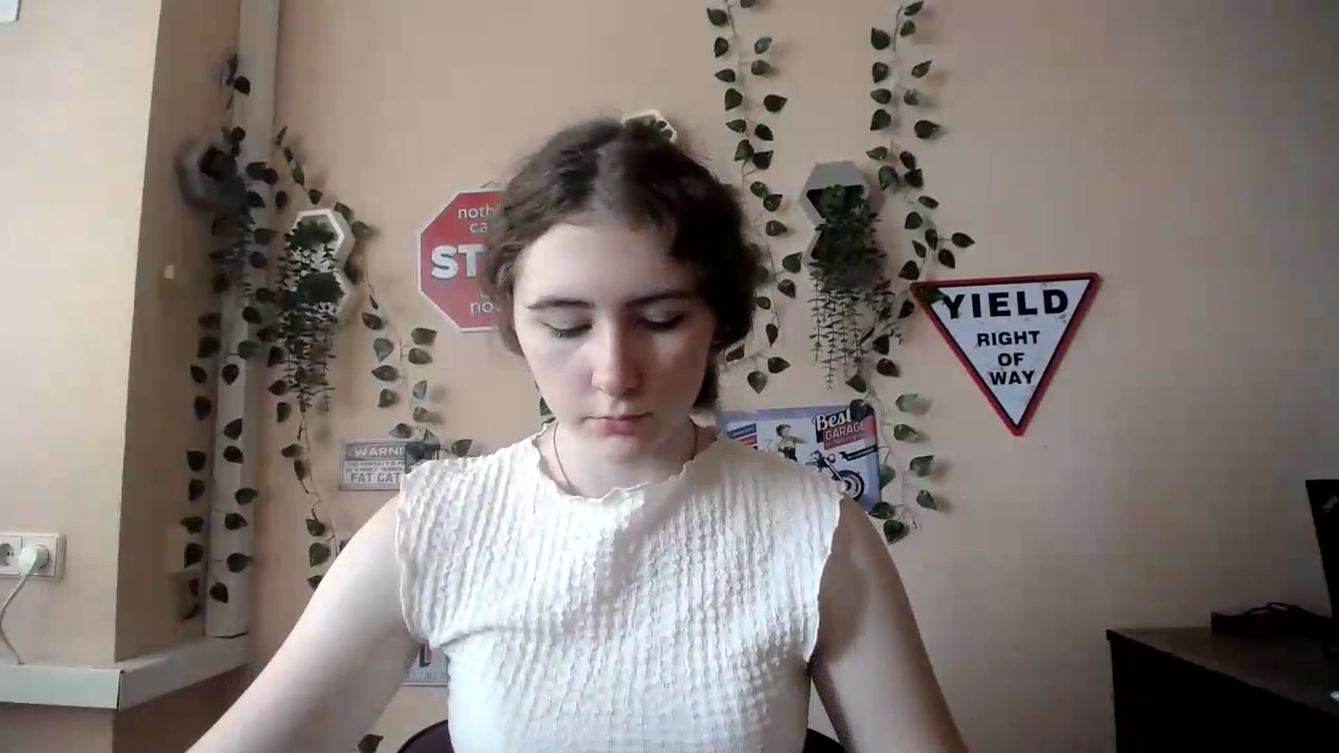Gallery image thumbnail from Im_Lara's myfreecams stream on, 06/30/2026, 13:57 image 6 of 20