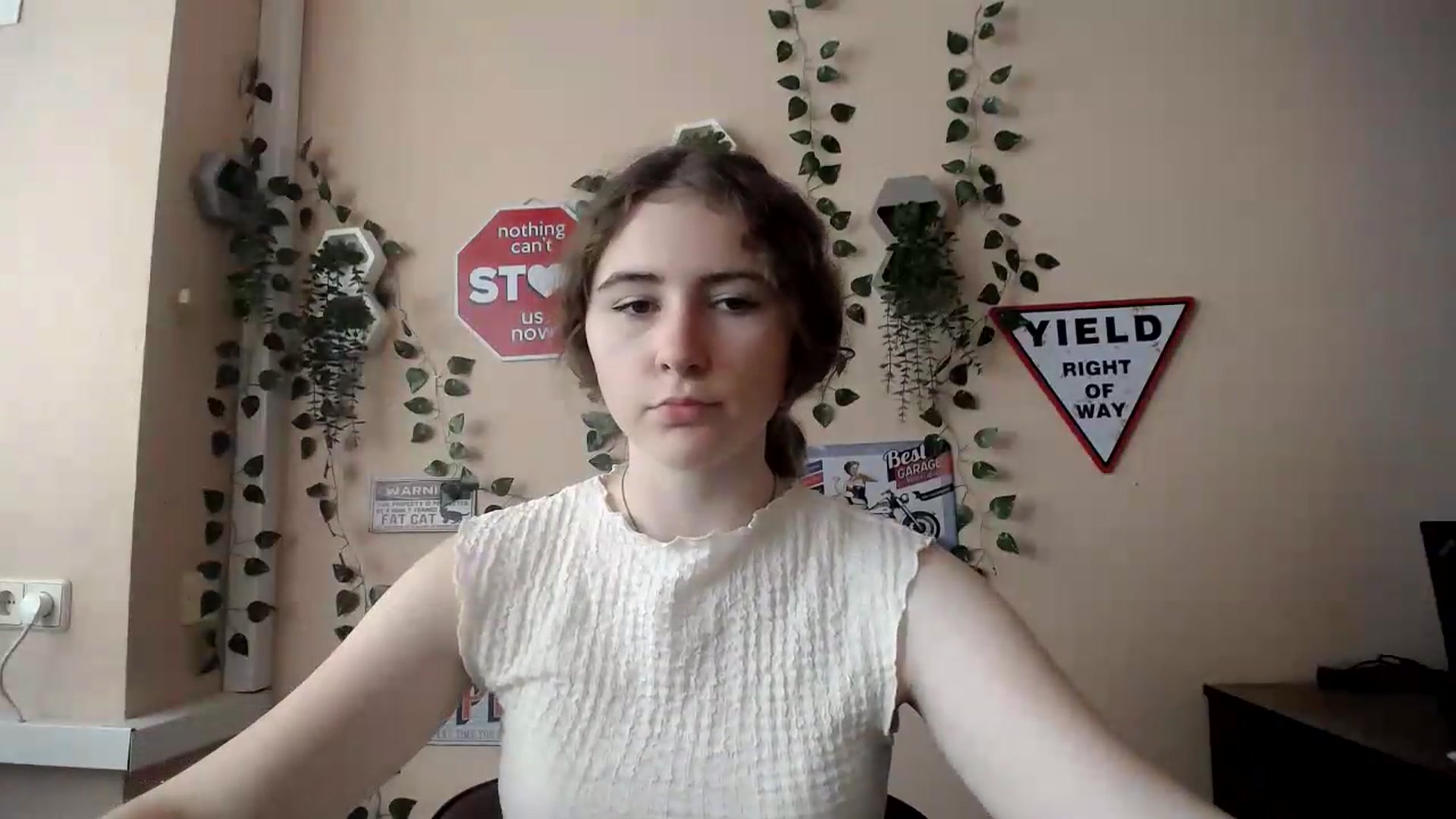 Gallery image thumbnail from Im_Lara's myfreecams stream on, 06/30/2026, 13:57 image 19 of 20
