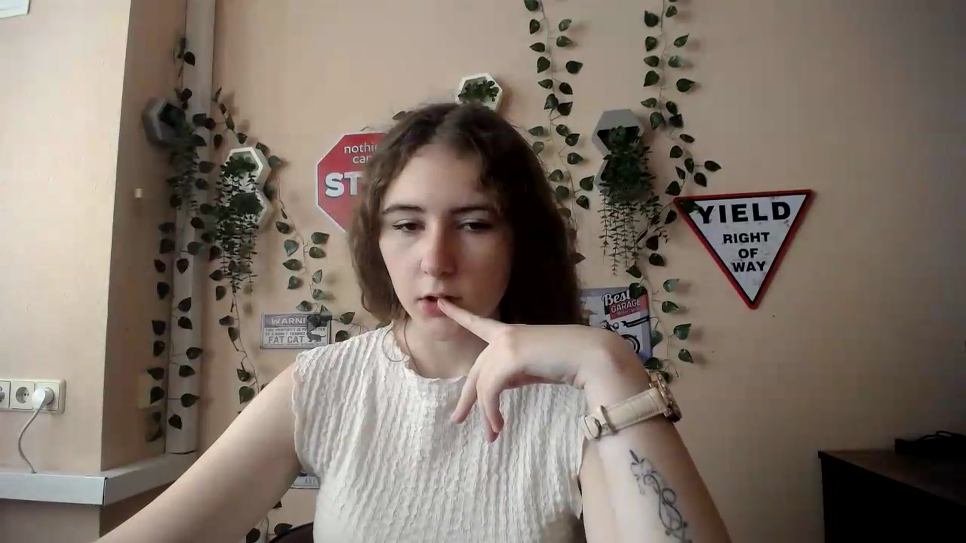 Gallery image thumbnail from Im_Lara's myfreecams stream on, 06/30/2026, 14:22 image 9 of 20