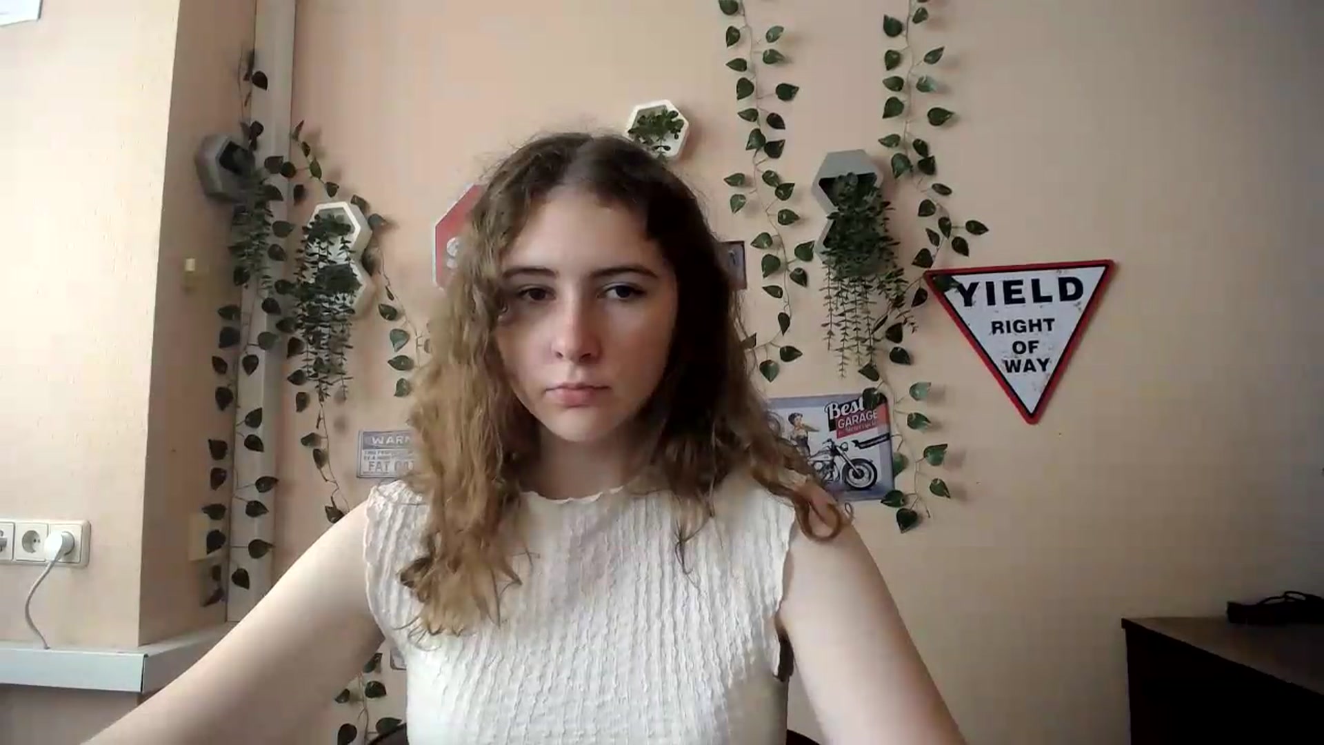 Gallery image thumbnail from Im_Lara's myfreecams stream on, 06/30/2026, 14:22 image 4 of 20
